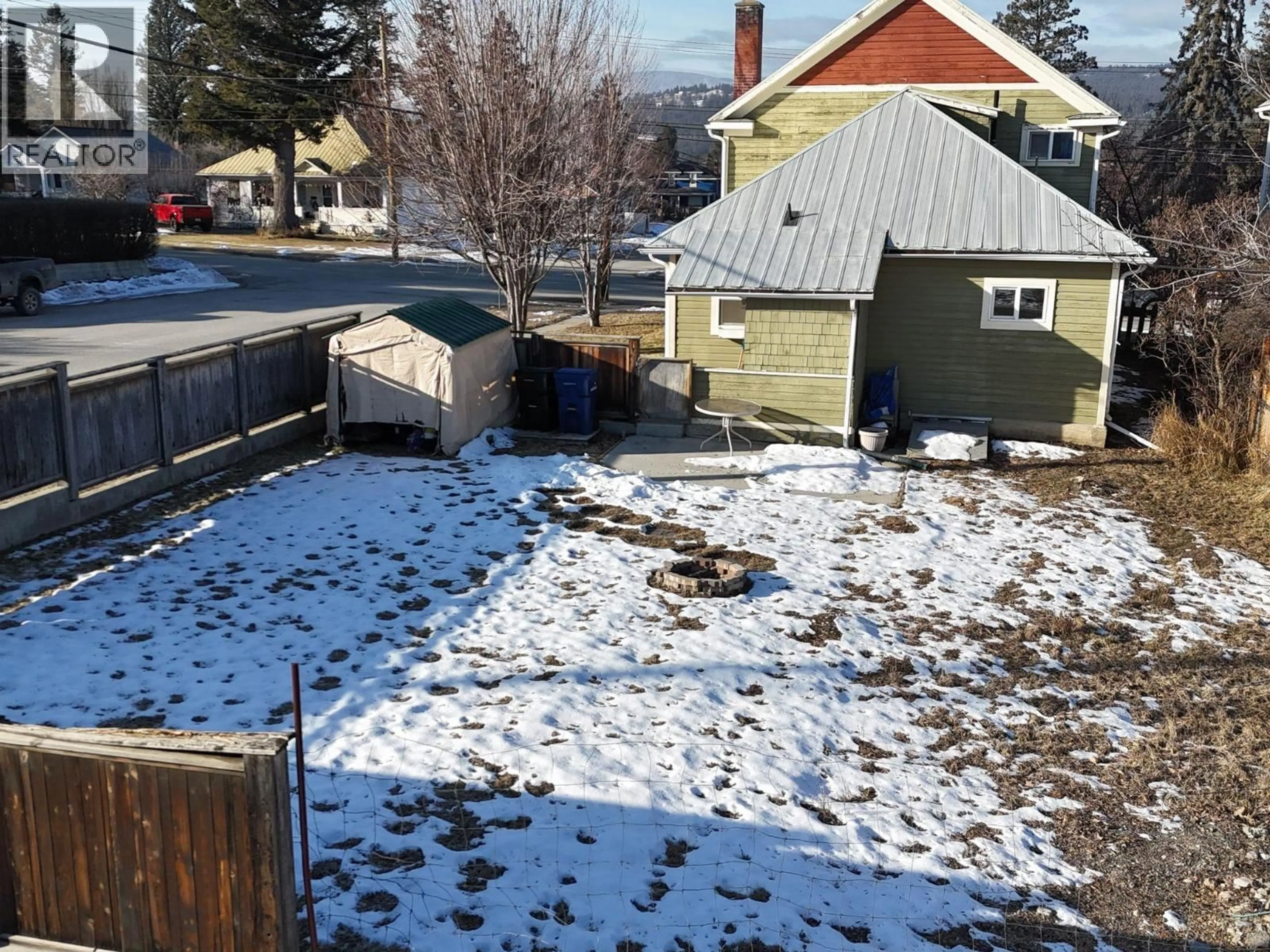 A pic from outside/outdoor area/front of a property/back of a property/a pic from drone, street for 234 9TH AVENUE SOUTH, Cranbrook British Columbia V1C2M3