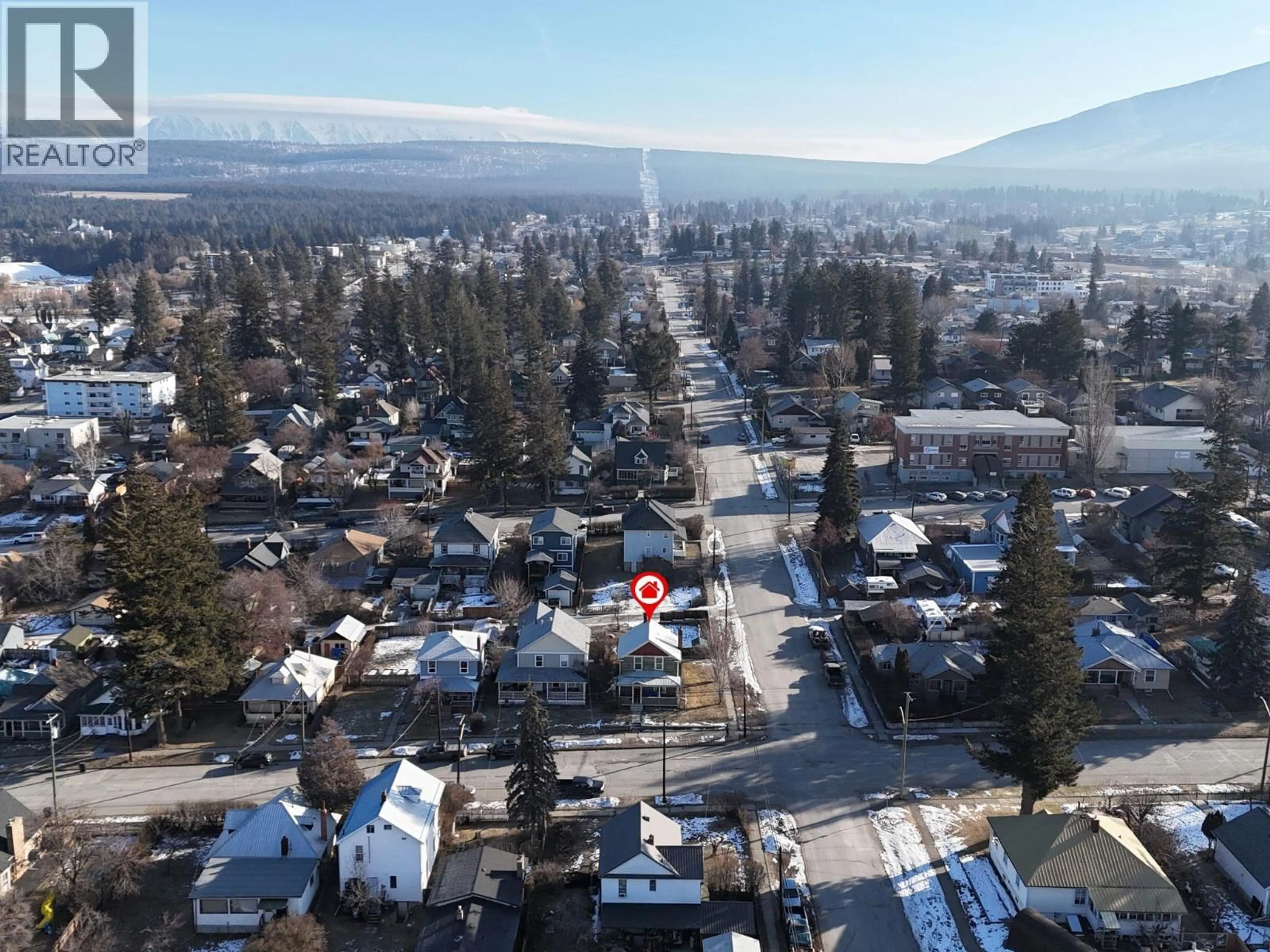 A pic from outside/outdoor area/front of a property/back of a property/a pic from drone, mountain view for 234 9TH AVENUE SOUTH, Cranbrook British Columbia V1C2M3