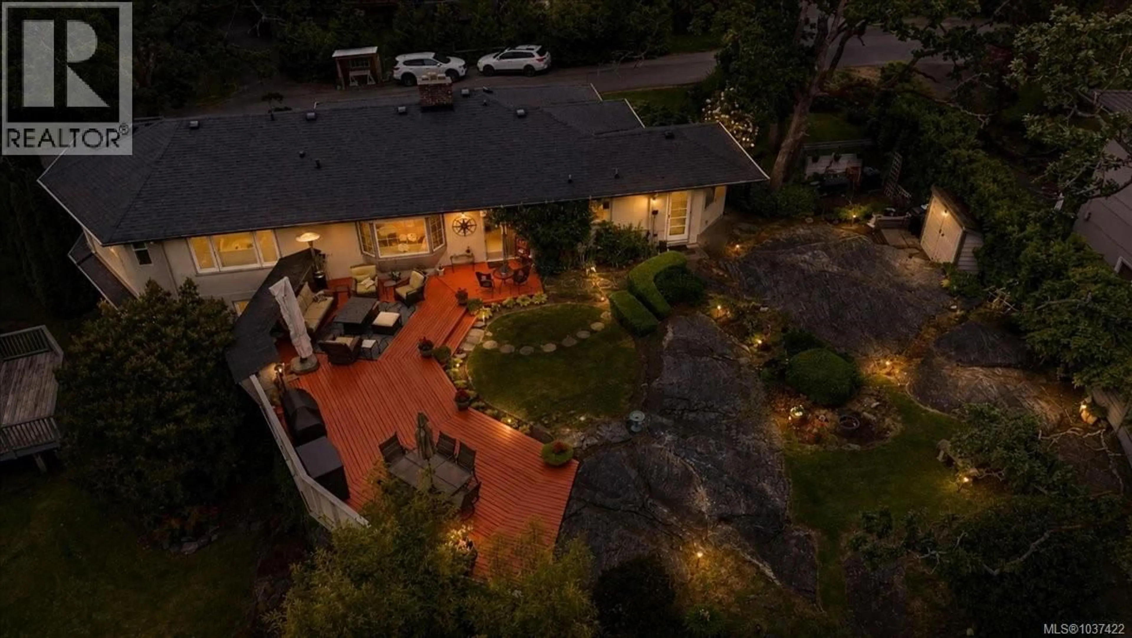 A pic from outside/outdoor area/front of a property/back of a property/a pic from drone, mountain view for 1567 ATHLONE DRIVE, Saanich British Columbia V8P2T2
