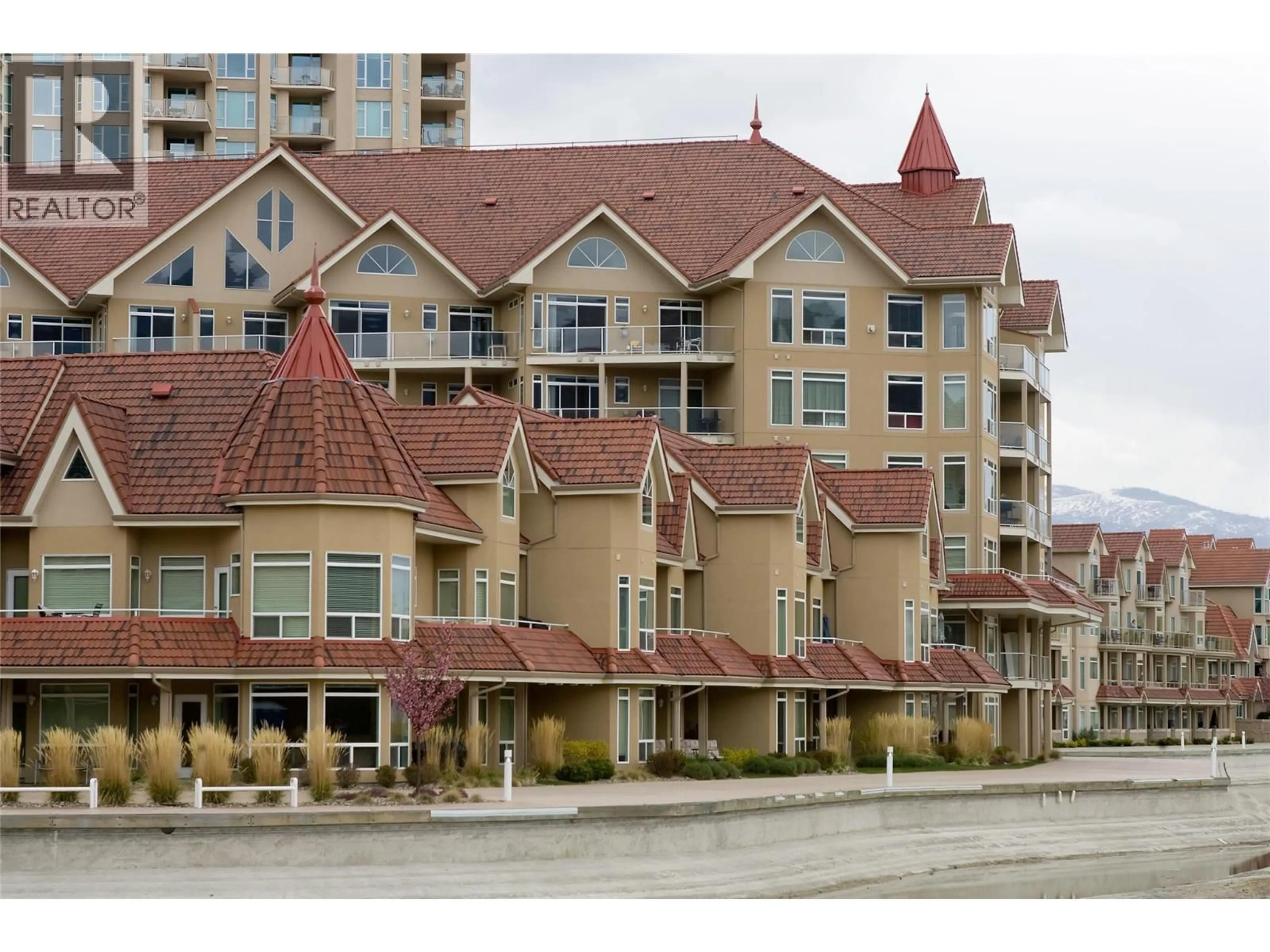 Unknown for 435 - 1088 SUNSET DRIVE, Kelowna British Columbia V1Y9W1