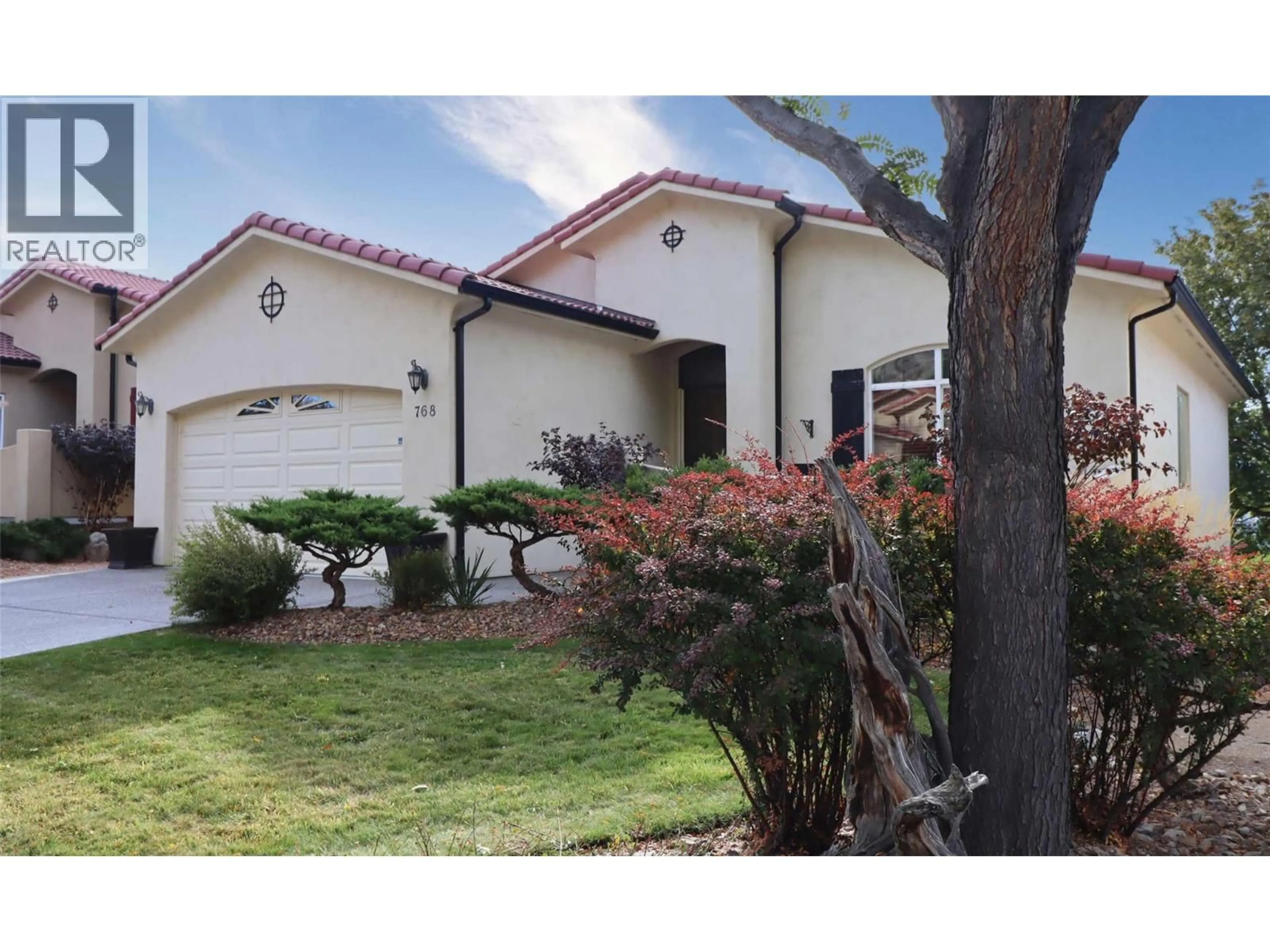 Home with vinyl exterior material, street for 768 ROSEWOOD CRESCENT, Kamloops British Columbia V2H1S3