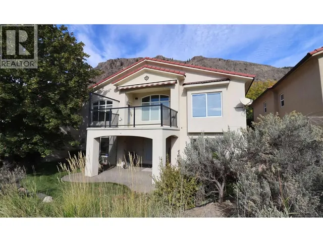768 ROSEWOOD CRESCENT, Kamloops 3