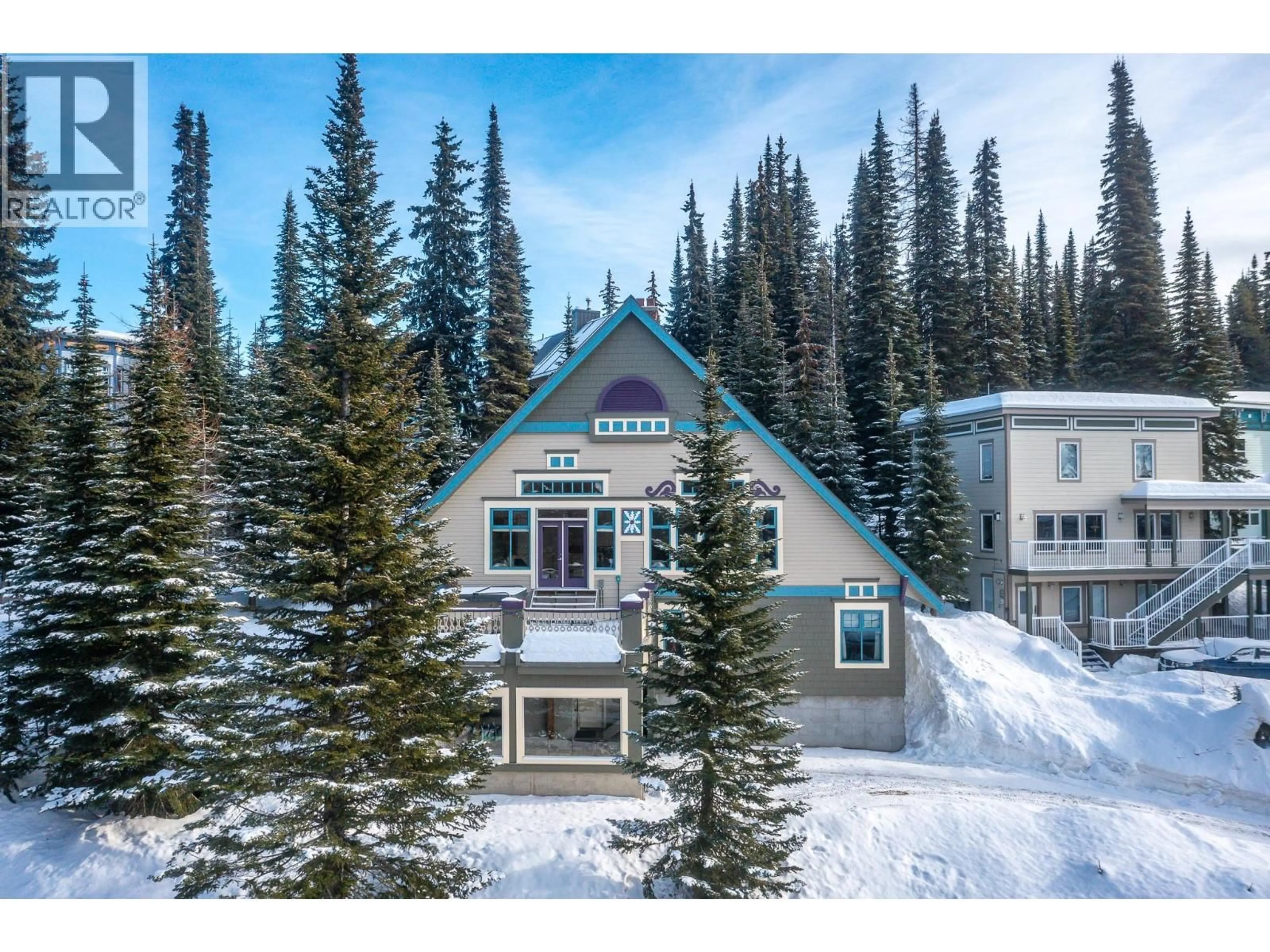 A pic from outside/outdoor area/front of a property/back of a property/a pic from drone, mountain view for 205 MONASHEE ROAD, Silver Star British Columbia V1B0S5