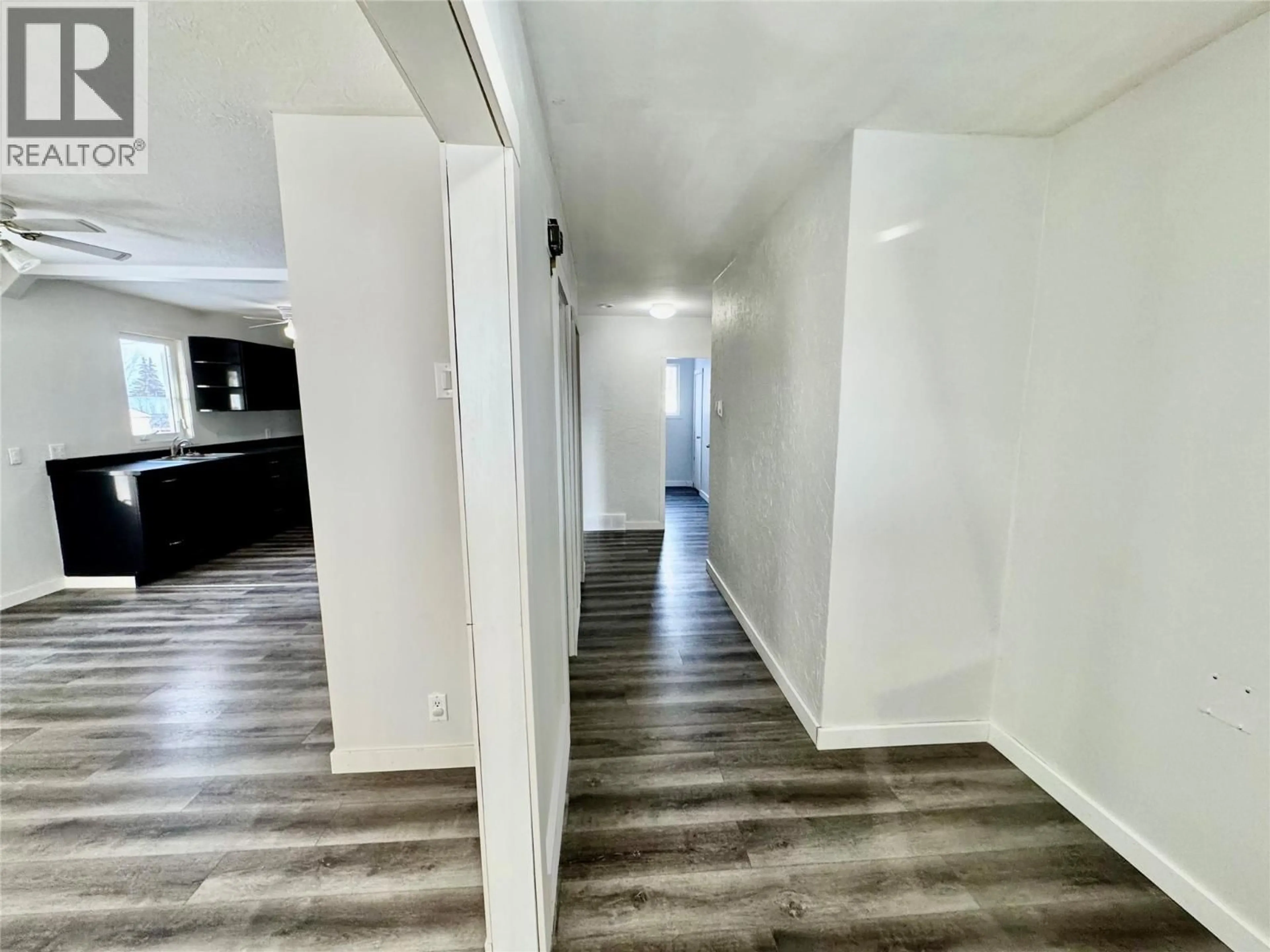 A pic of a room for 520 98 AVENUE, Dawson Creek British Columbia V1G1R9