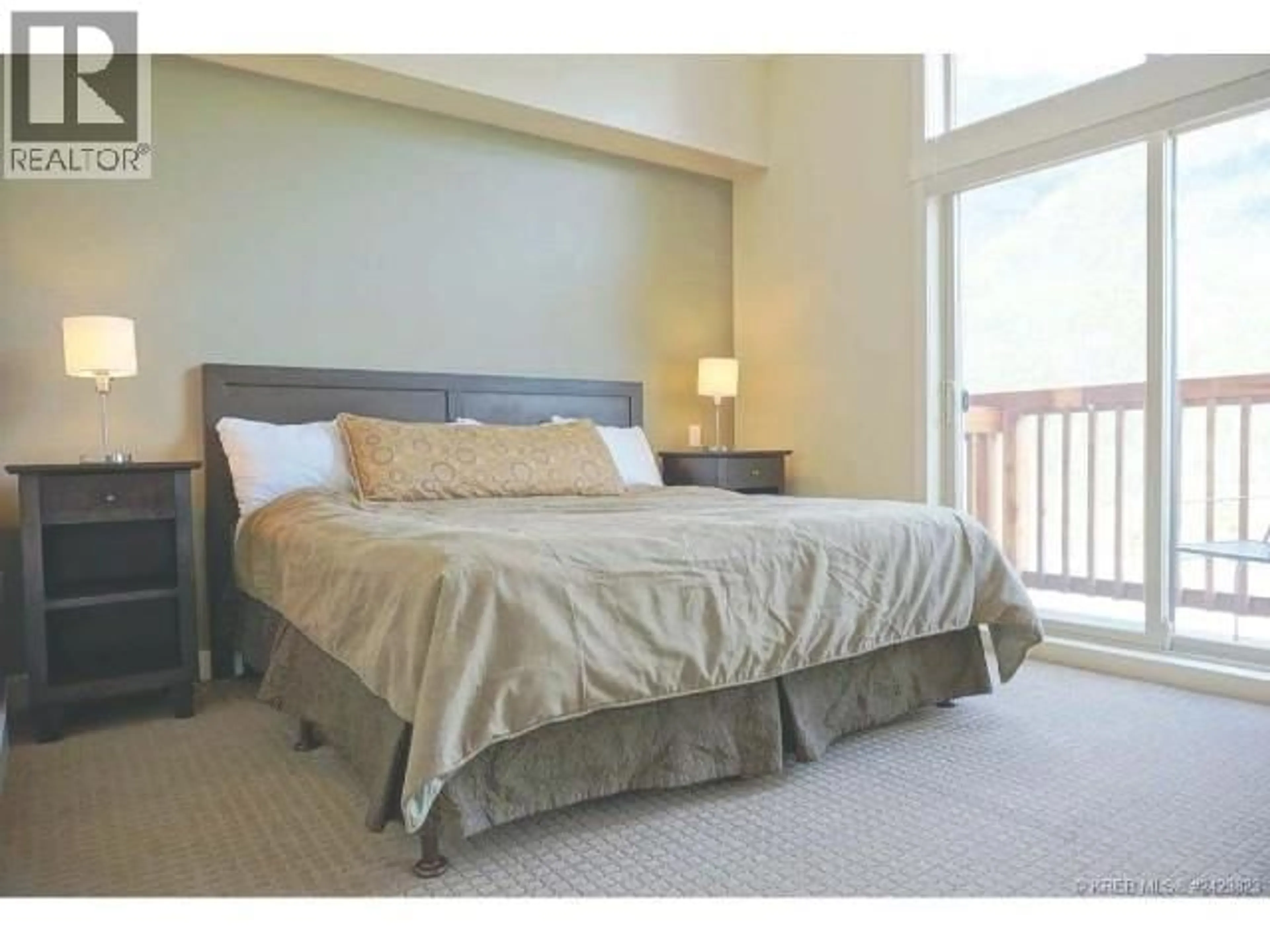 Bedroom with bed, unknown for 226C - 2049 SUMMIT DRIVE, Panorama British Columbia V0A1T0