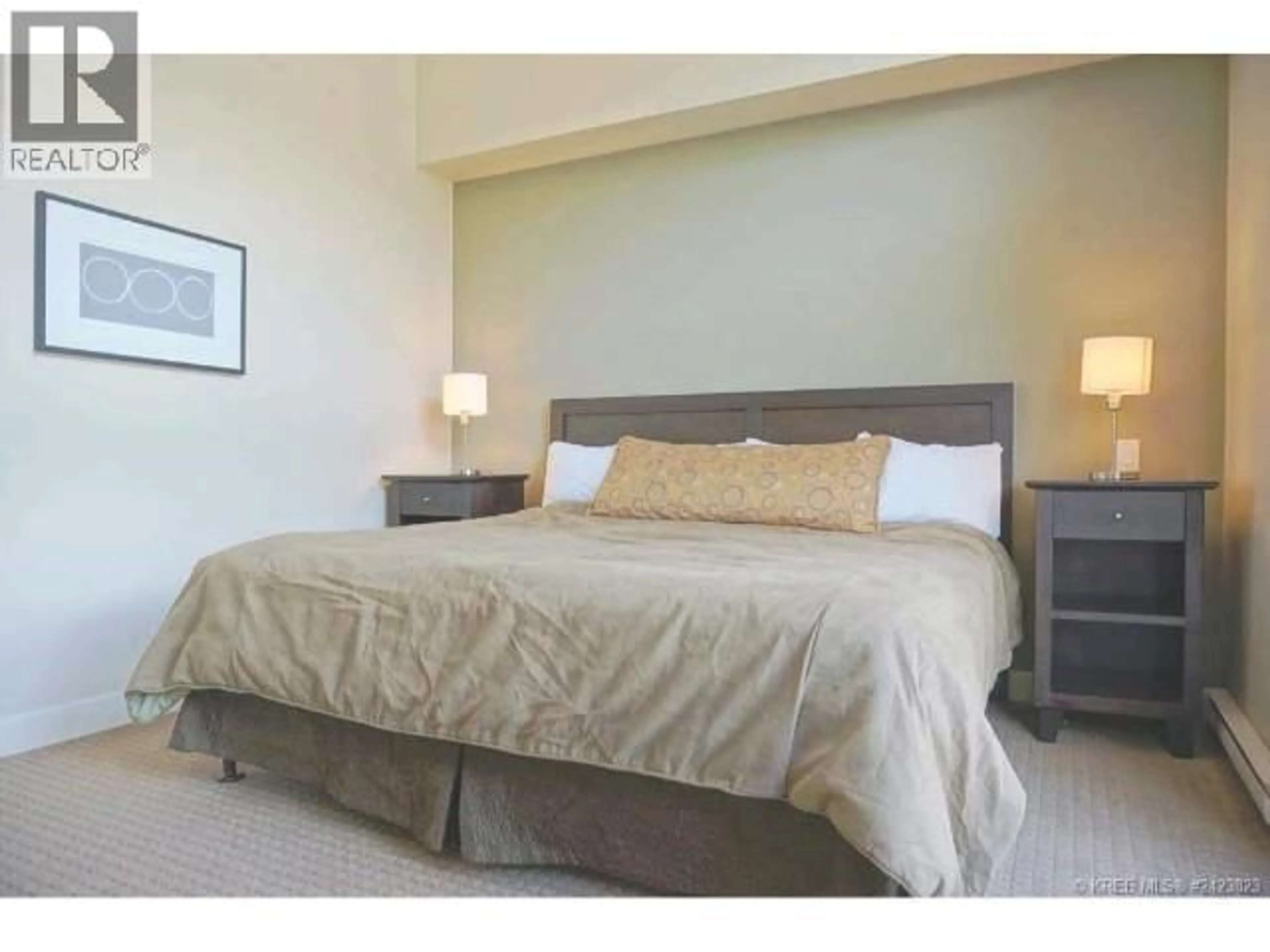 Bedroom with bed, unknown for 226C - 2049 SUMMIT DRIVE, Panorama British Columbia V0A1T0