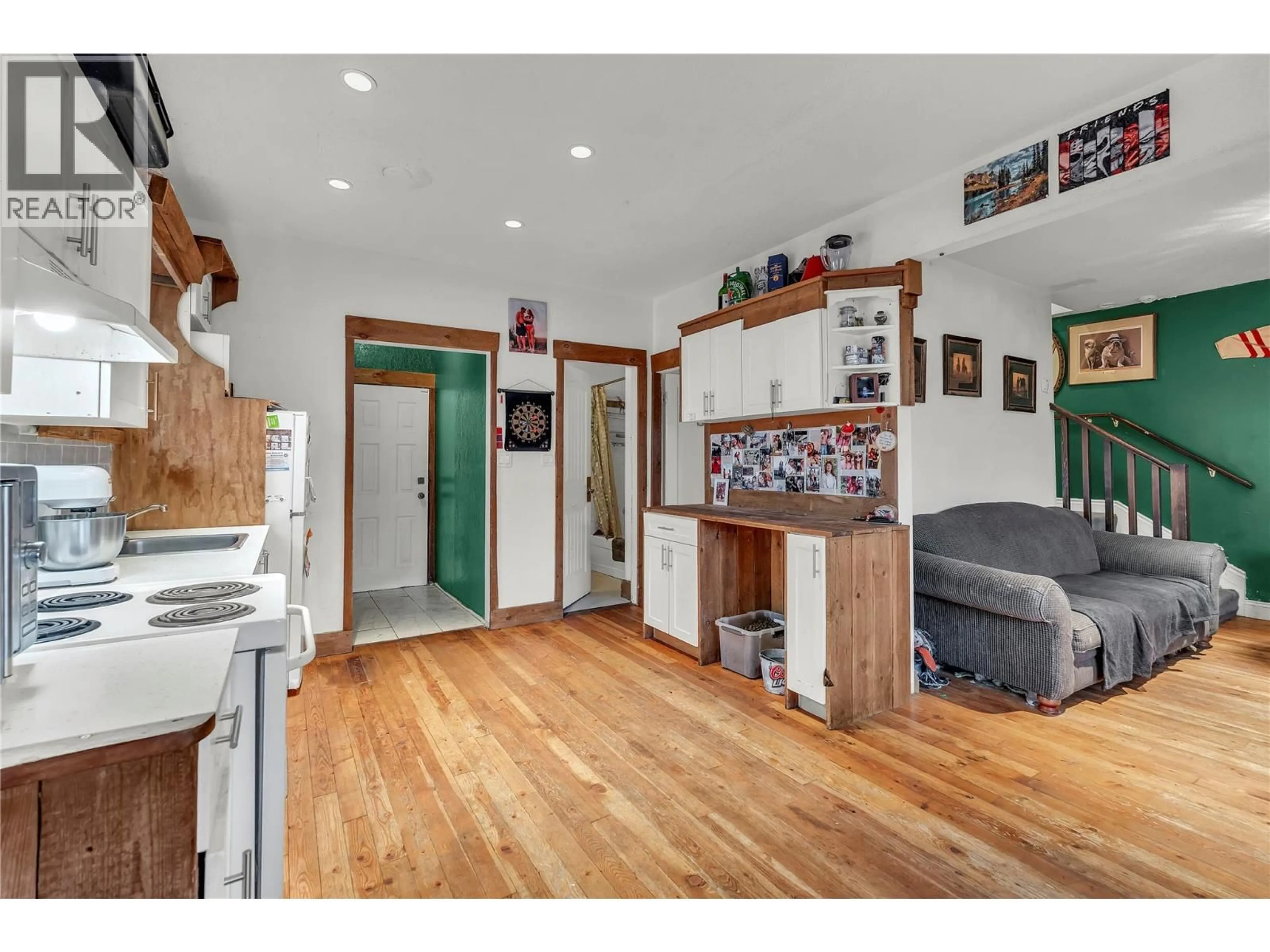 Open concept kitchen, unknown for 511 SIMILKAMEEN AVENUE, Princeton British Columbia V0X1W0