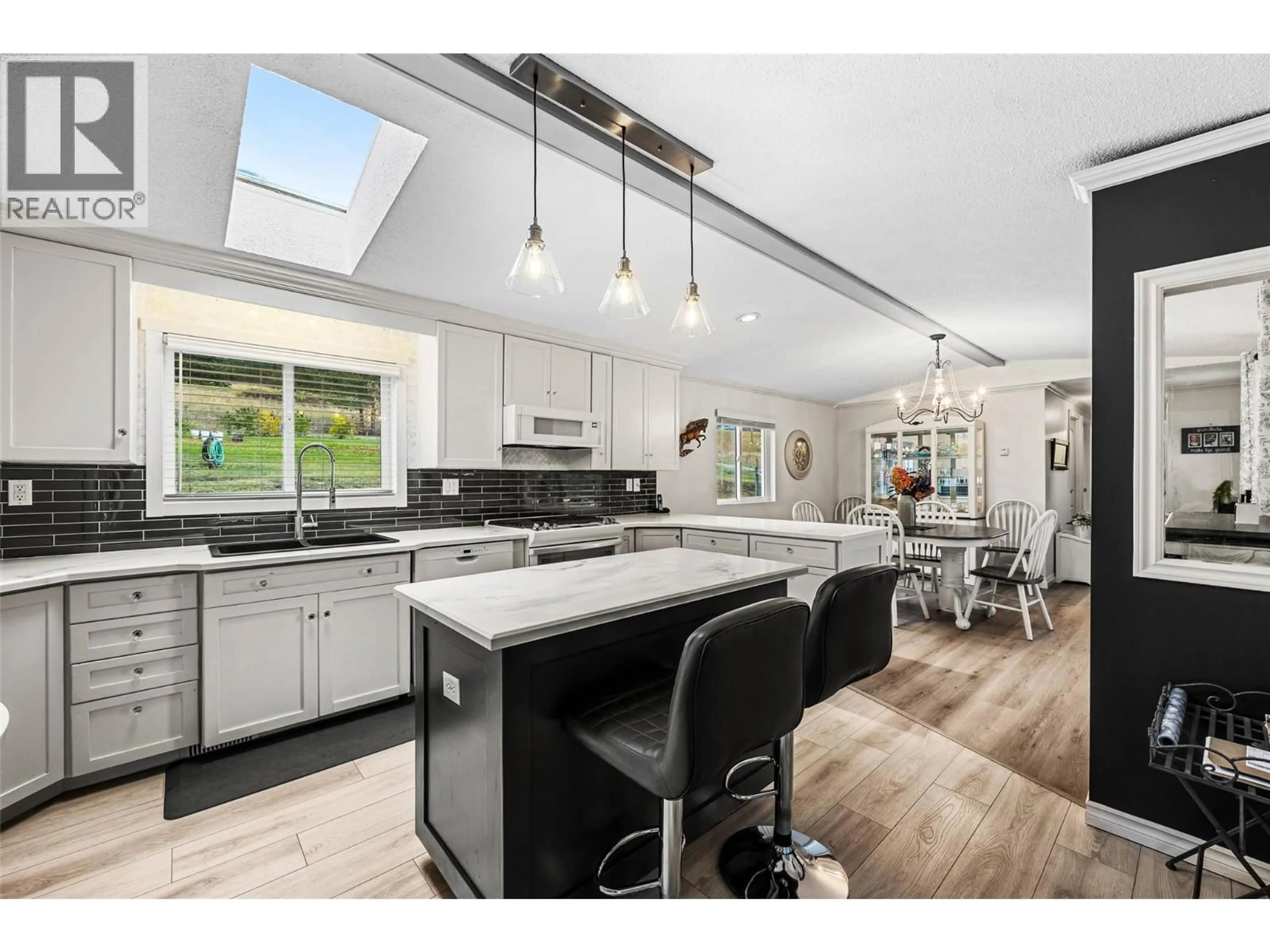 Open concept kitchen, ceramic/tile floor for 185 HOOVERS FERRY ROAD, Kamloops British Columbia V0E1Z2