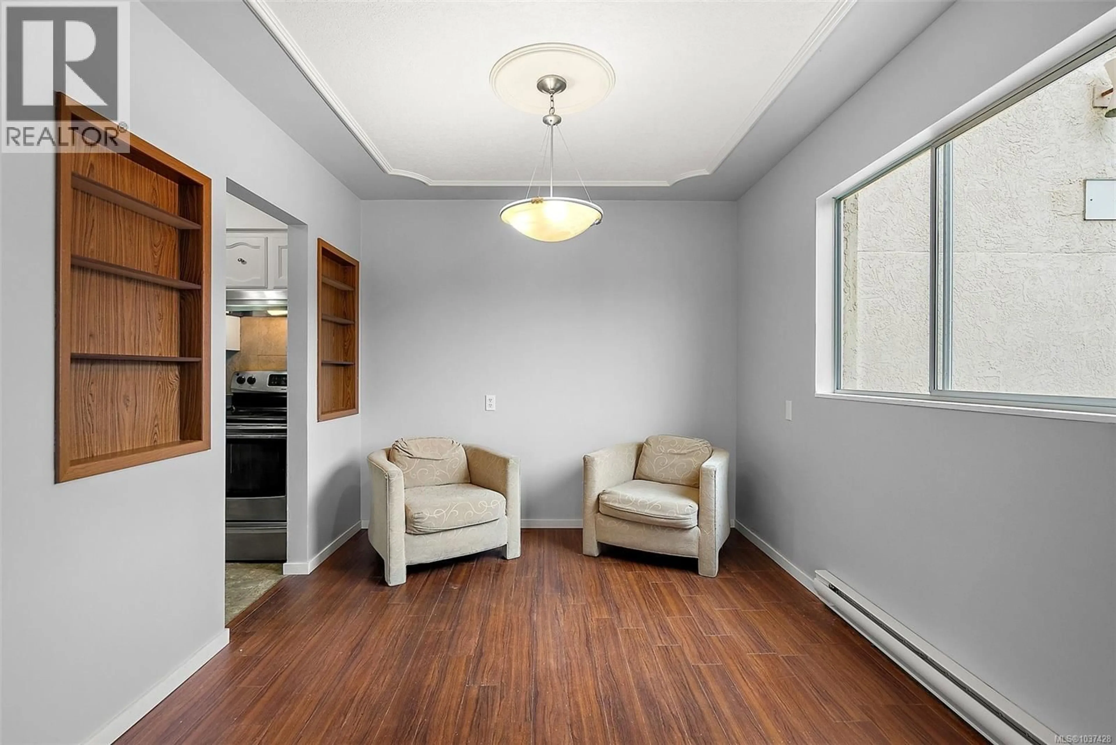 Living room with furniture, unknown for 203 - 545 RITHET STREET, Victoria British Columbia V8V1E4