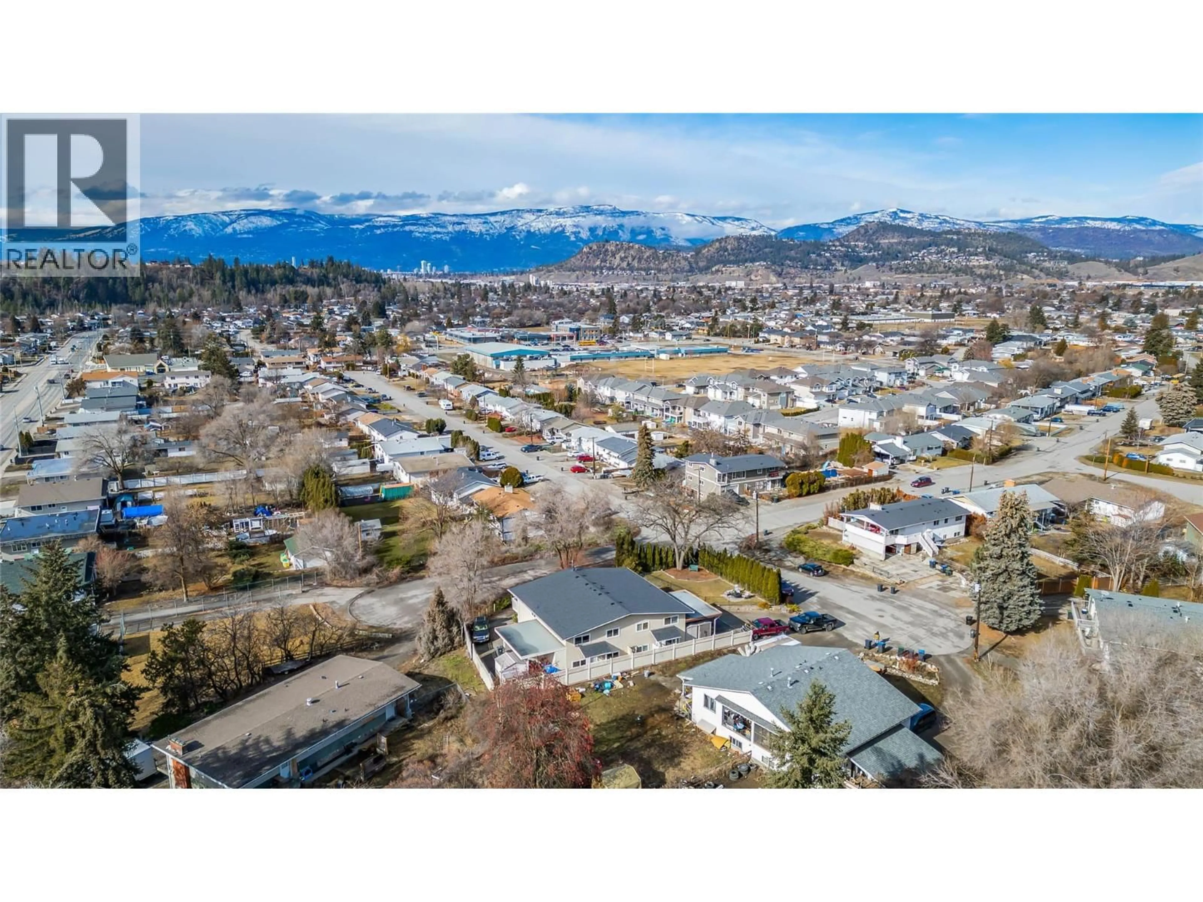 A pic from outside/outdoor area/front of a property/back of a property/a pic from drone, mountain view for 1105 CACTUS ROAD, Kelowna British Columbia V1X5N3