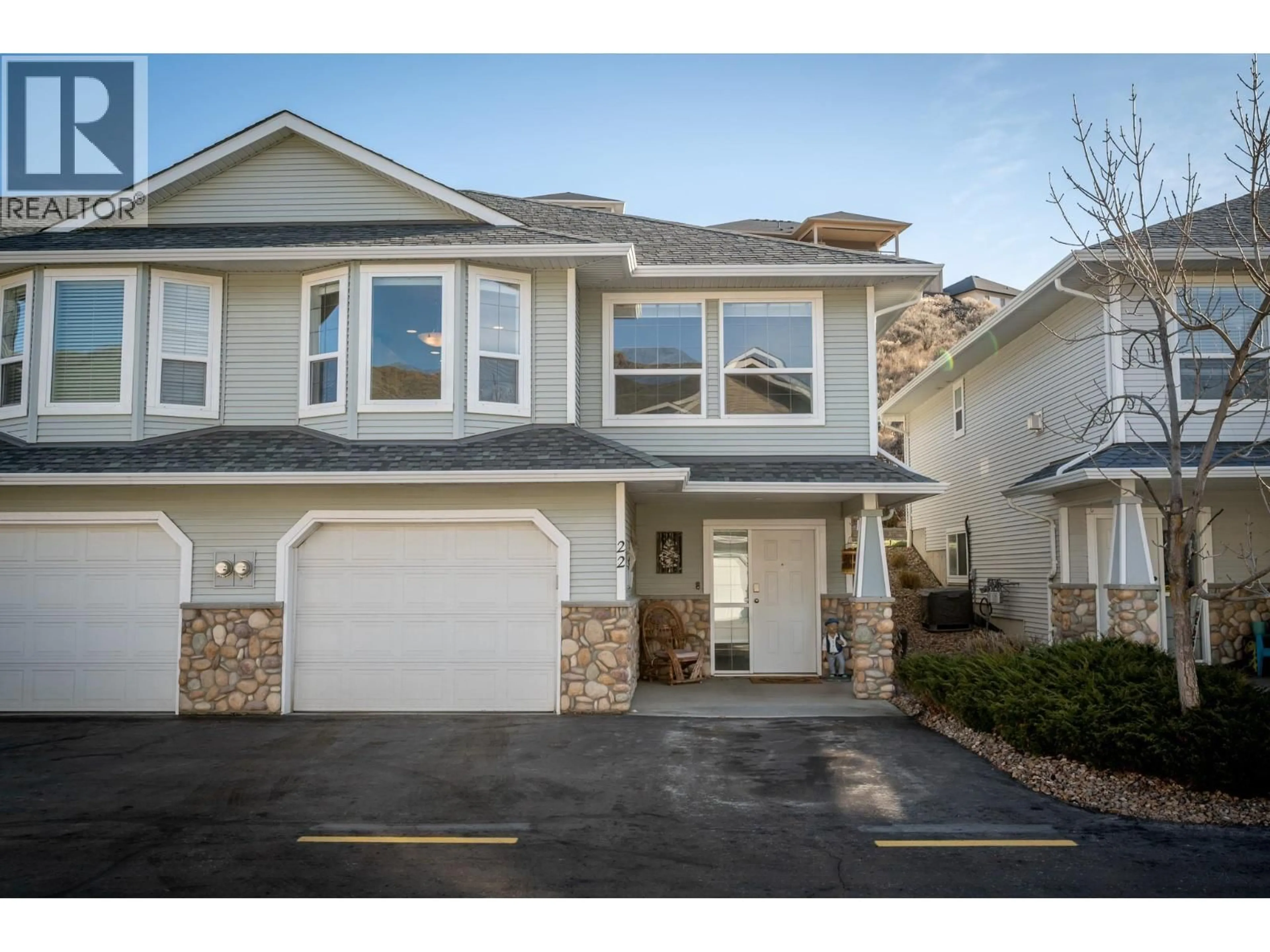 Home with vinyl exterior material, street for #22 - 1104 QUAIL DRIVE, Kamloops British Columbia V2B8S6
