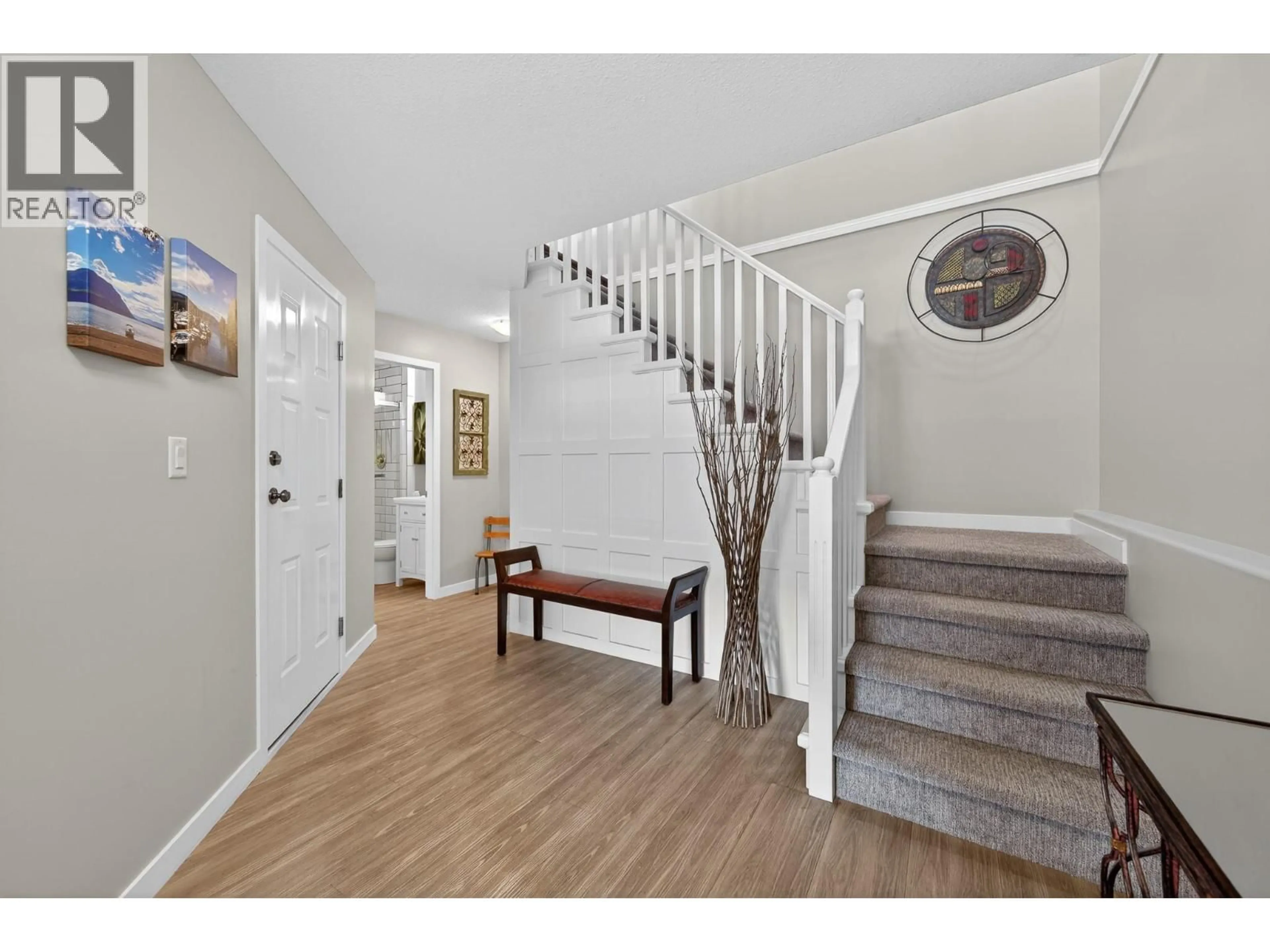 Indoor entryway for #22 - 1104 QUAIL DRIVE, Kamloops British Columbia V2B8S6