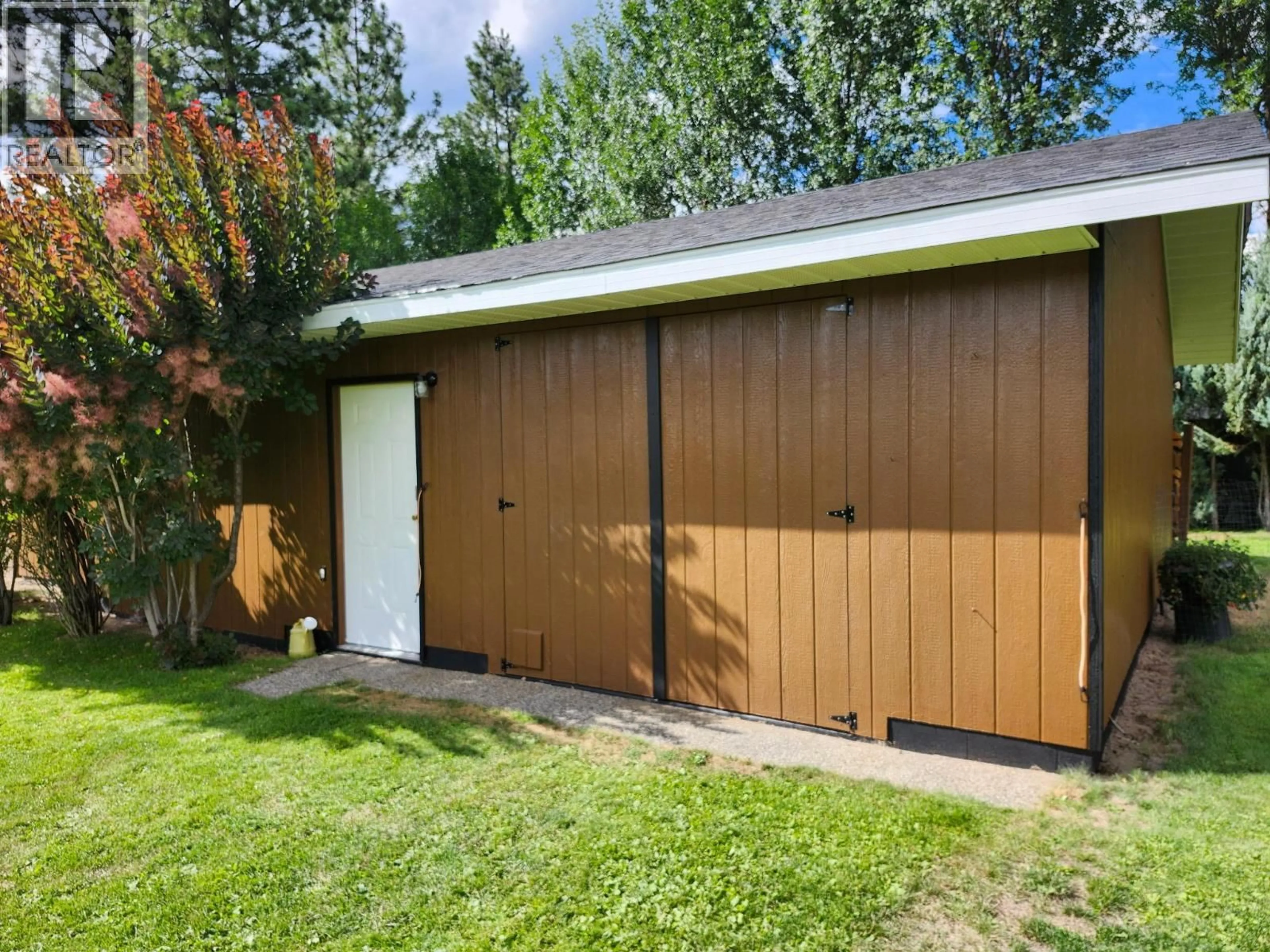 Indoor garage for 7775 GN ROAD, Grand Forks British Columbia V0H1H2