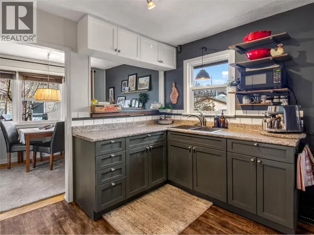 413 CONKLIN AVENUE, Penticton 2