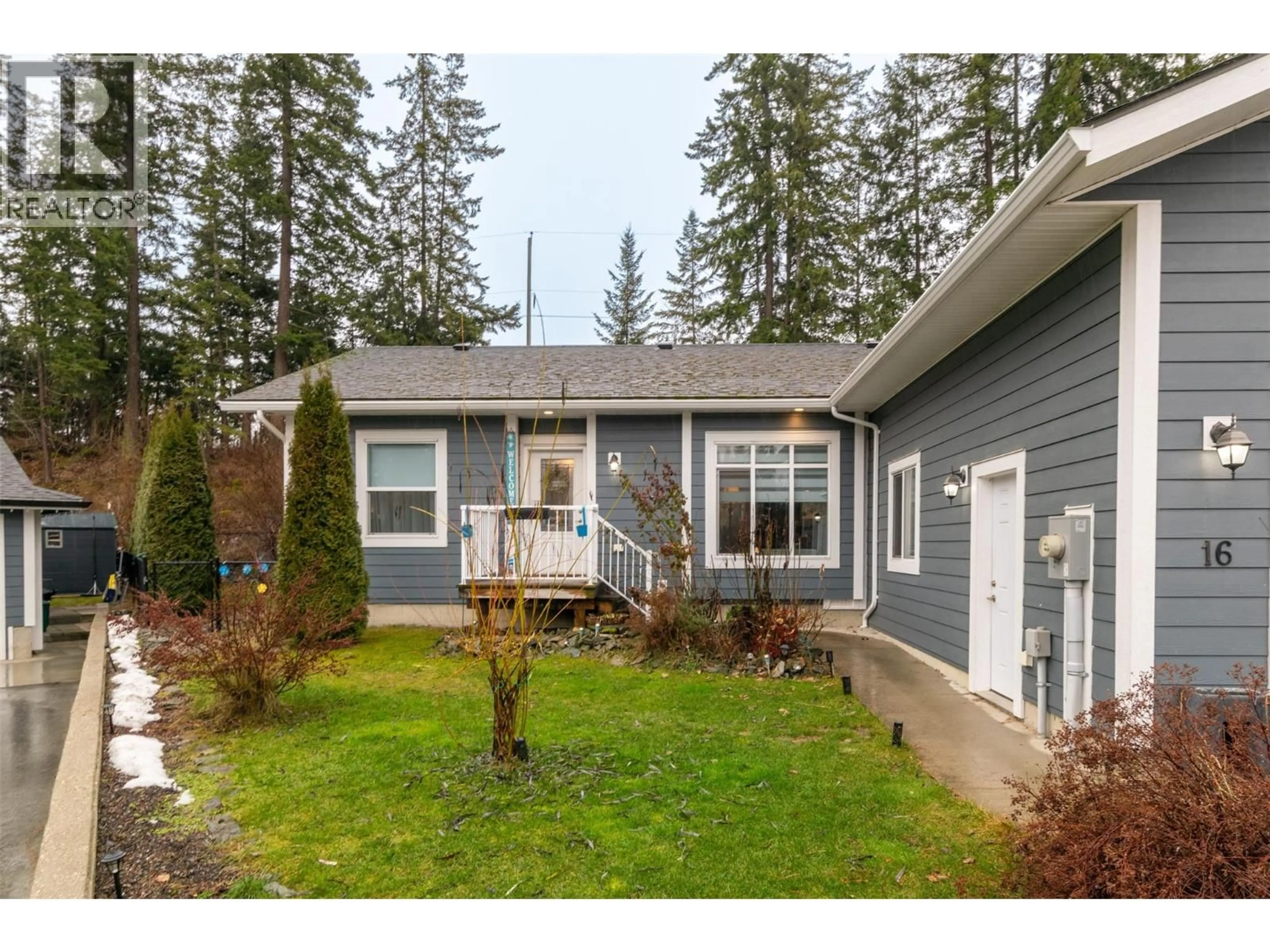 Home with vinyl exterior material, unknown for 16 - 481 97B HIGHWAY NORTHEAST, Salmon Arm British Columbia V1E1X5