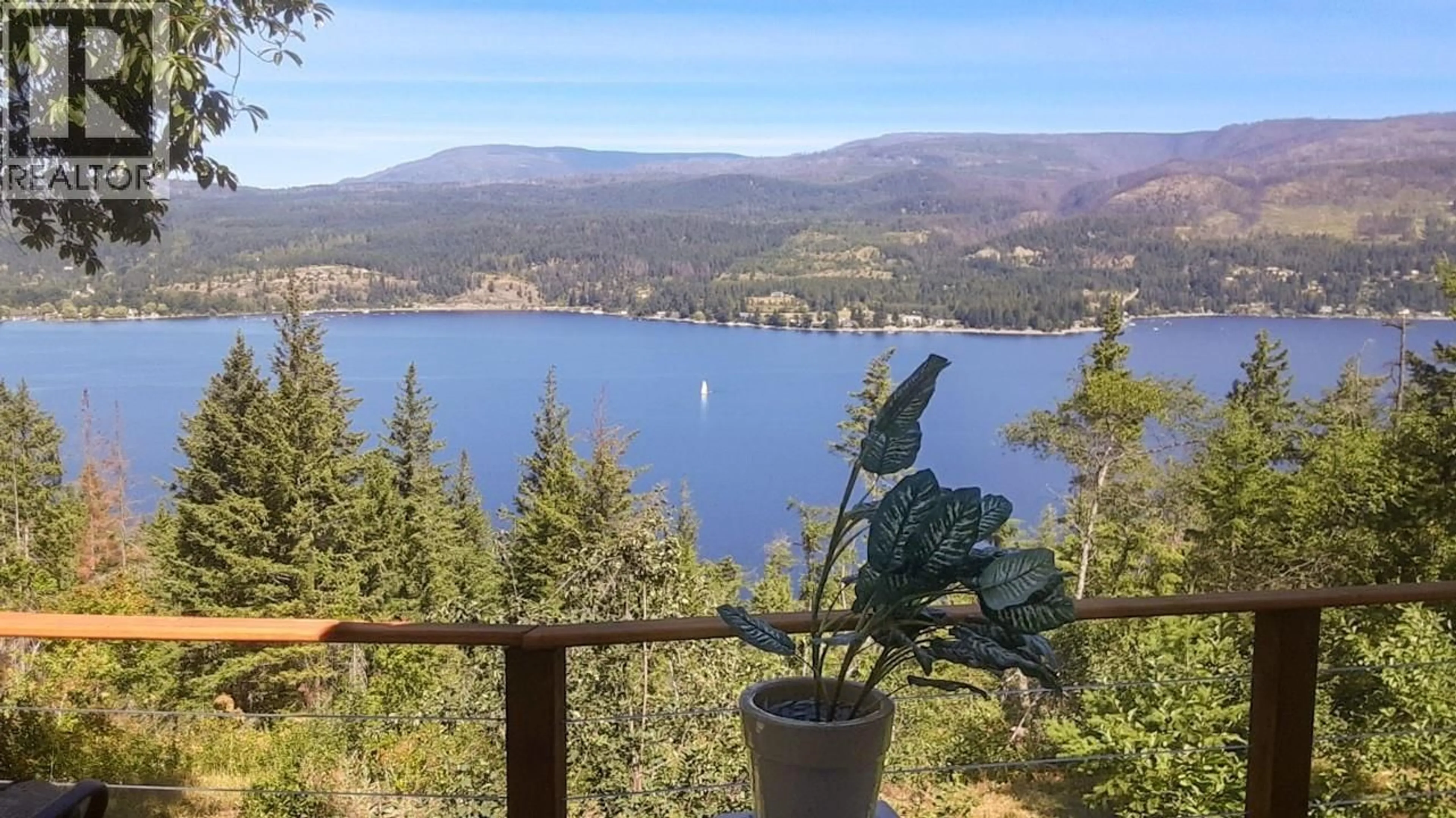 Patio, water/lake/river/ocean view for 587 MAVIS DRIVE, Sorrento British Columbia V0E2W1