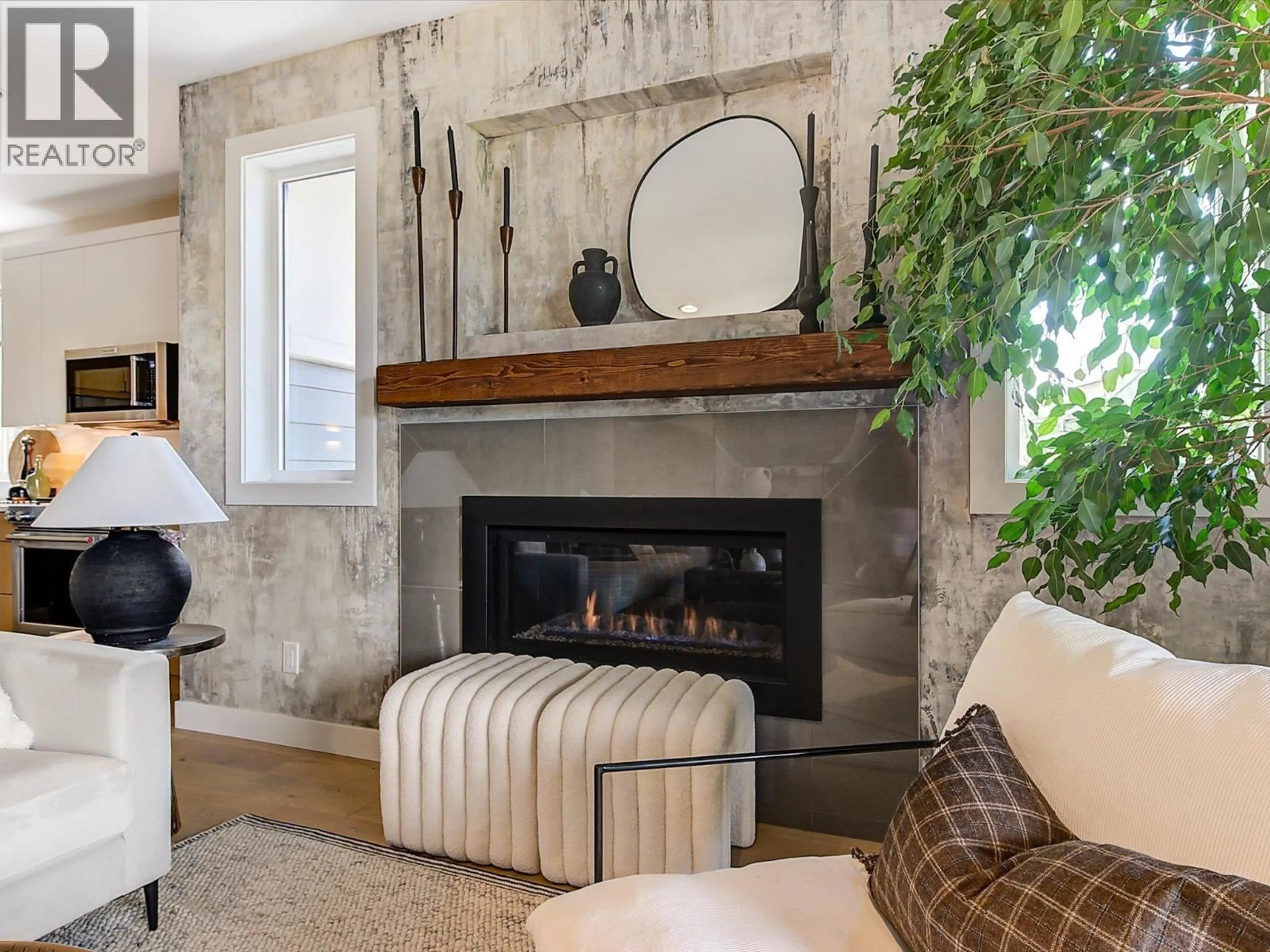 Living room with furniture, unknown for 5 - 1349 ROCKY POINT DRIVE, Kelowna British Columbia V1V0B5