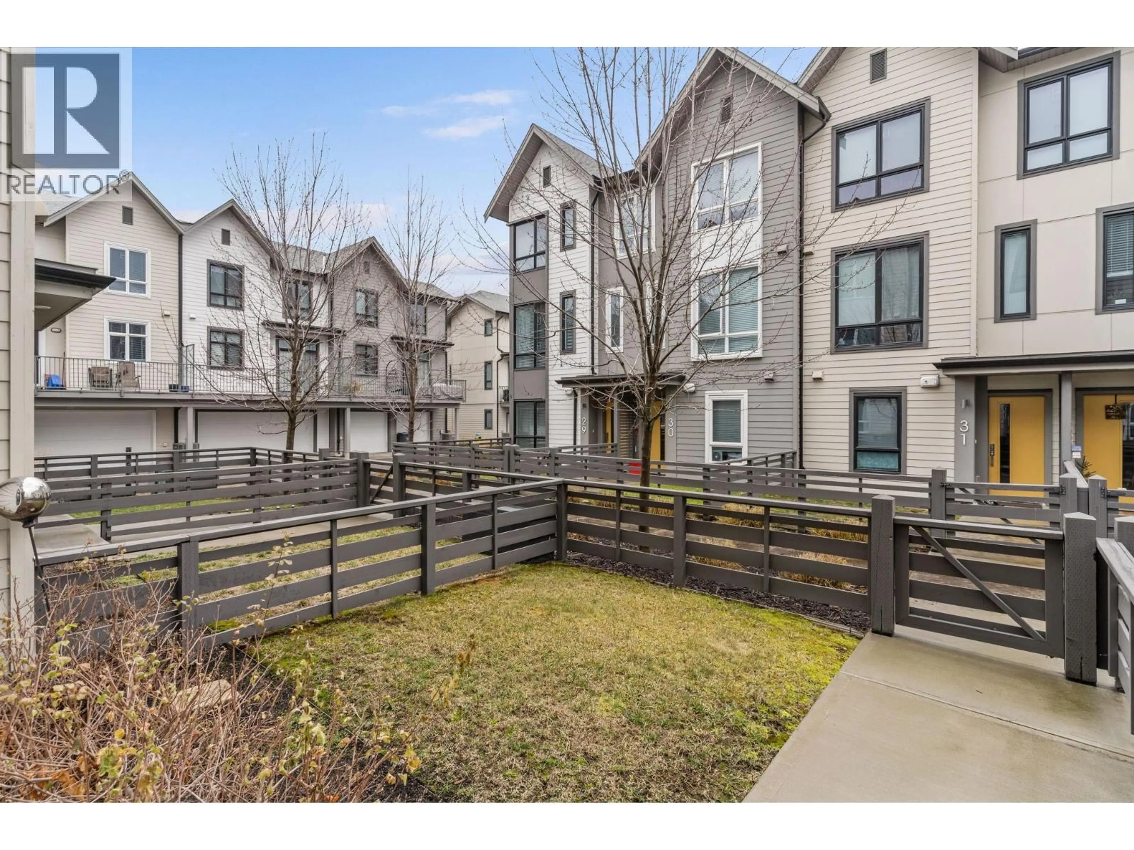 Patio, mountain view for 22 - 170 CELANO CRESCENT, Kelowna British Columbia V1V1X1