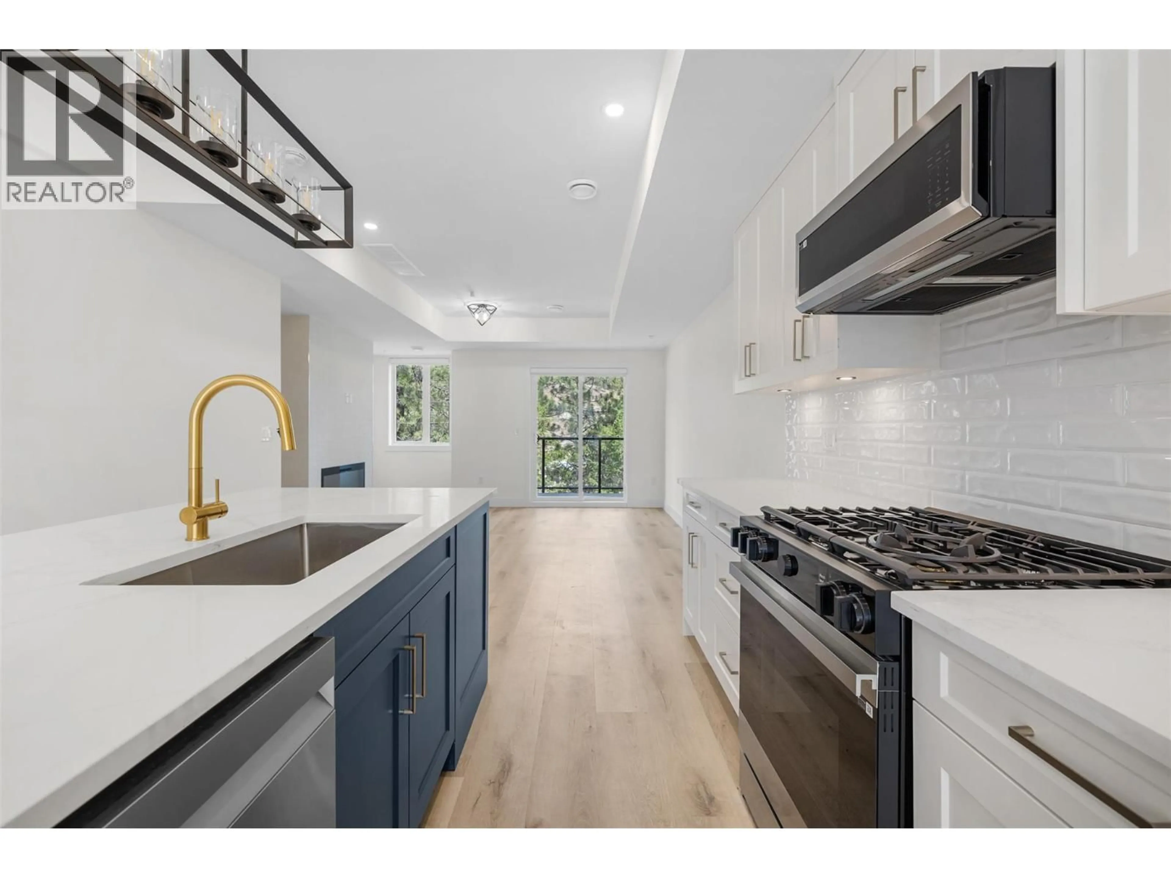 Open concept kitchen, ceramic/tile floor for 25 - 1975 SHANNON LAKE ROAD, West Kelowna British Columbia V4T1V5