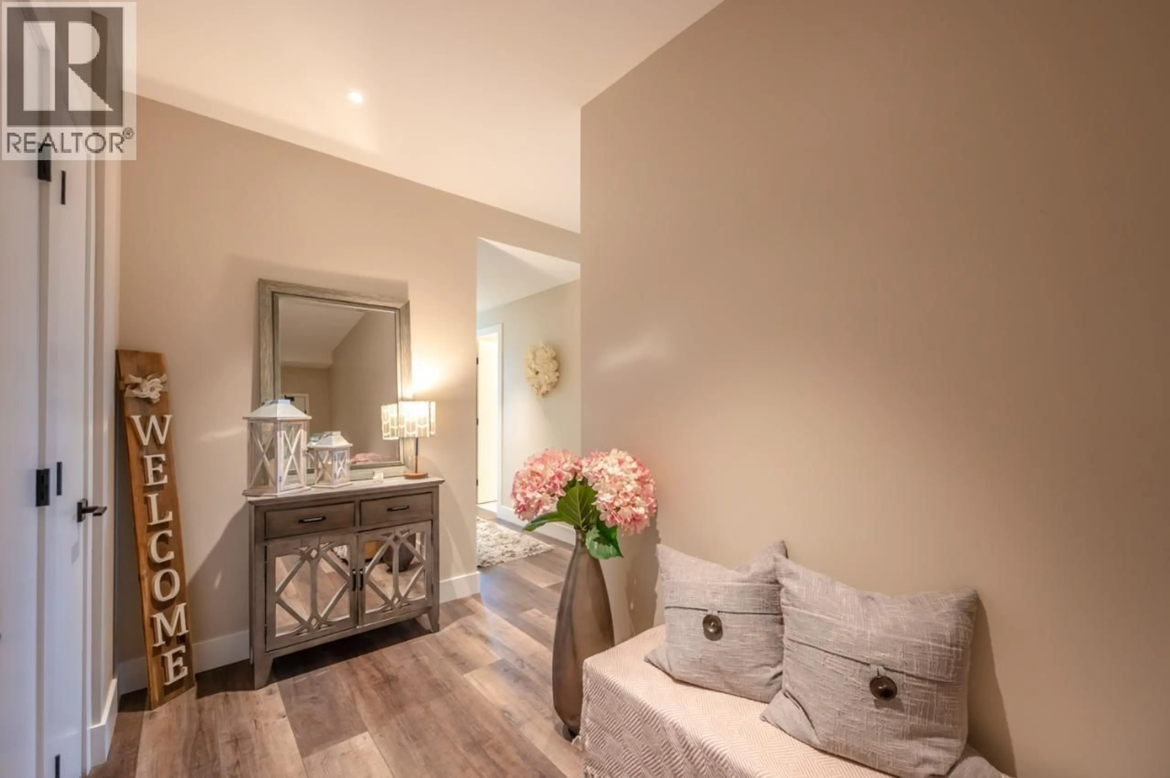 Indoor entryway for 308 - 110 ELLIS STREET, Penticton British Columbia V2A4L5