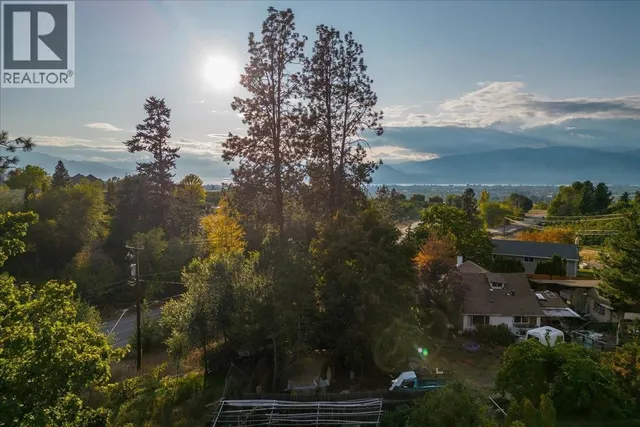 3122 MCCULLOCH ROAD, Kelowna 4