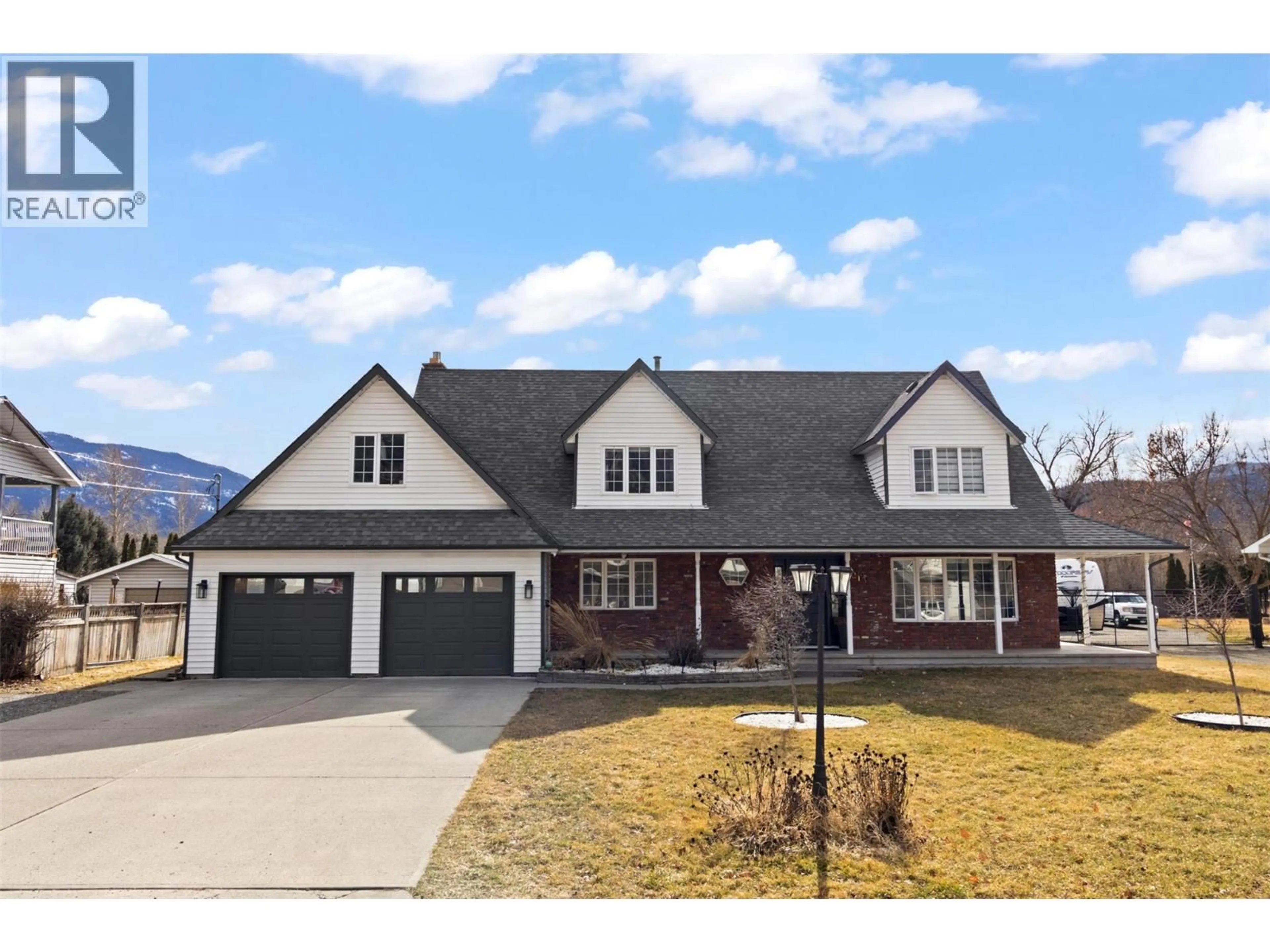 Home with vinyl exterior material, mountain view for 2134 BLACKWELL AVENUE, Merritt British Columbia V1K1J8