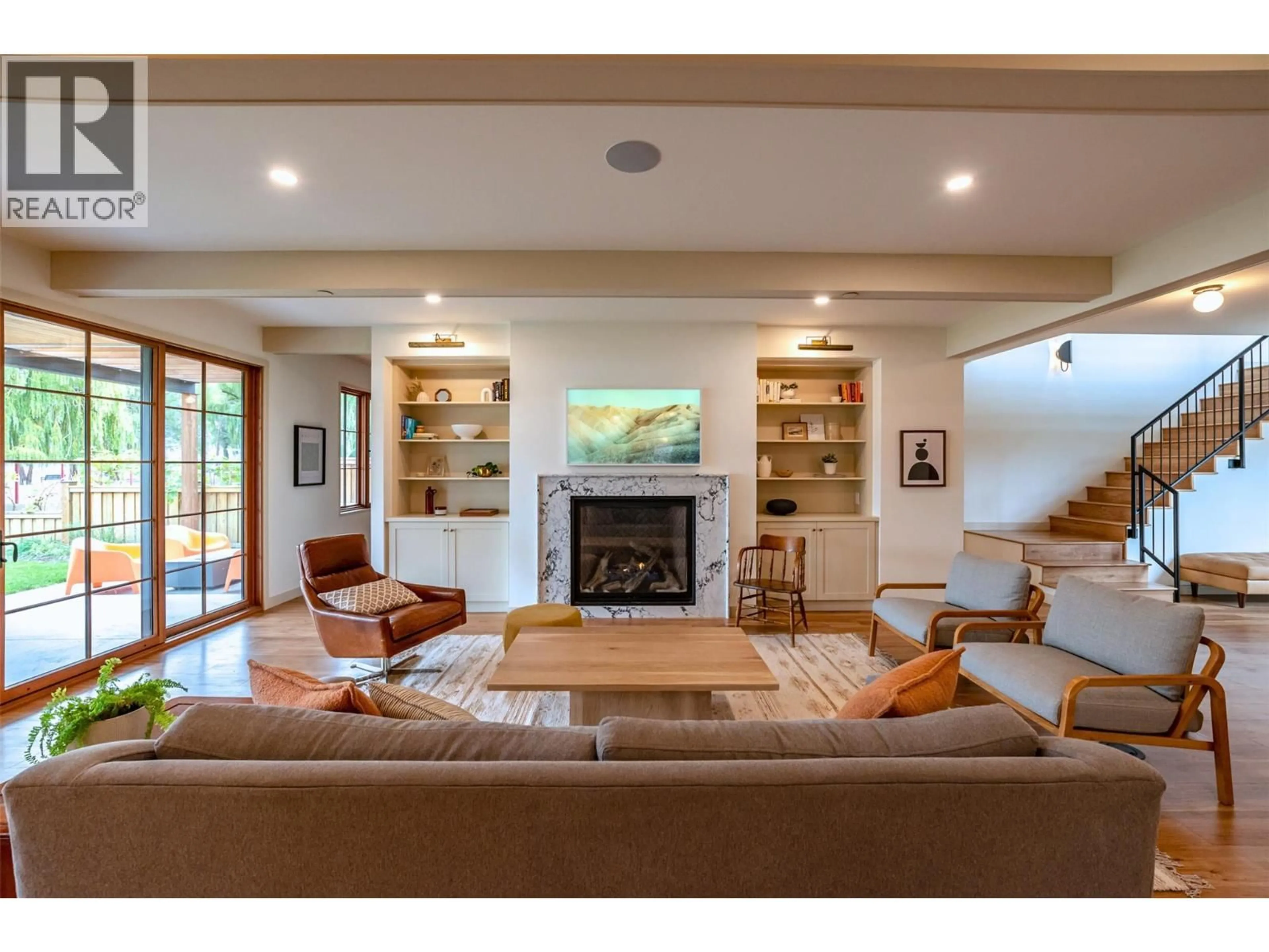 Living room with furniture, unknown for 886 LIGHTHOUSE LANDING, Summerland British Columbia V0H1Z9