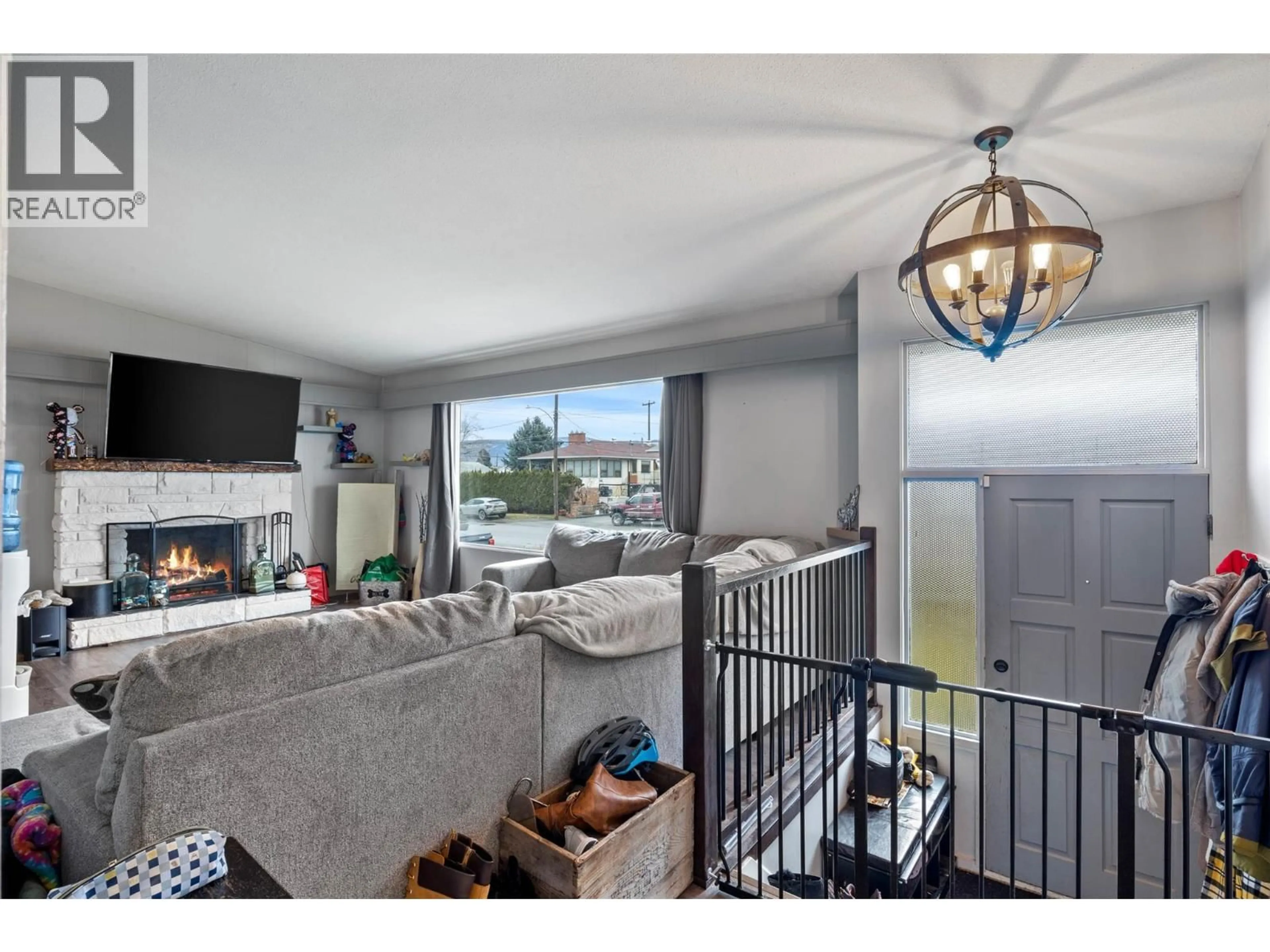 Unknown for 1024 PEMBROKE AVENUE, Kamloops British Columbia V2B1Z4