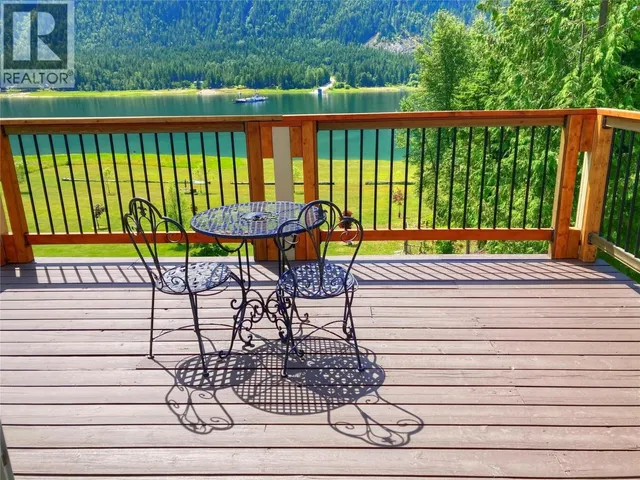 240 ARROW PARK DEMARS ROAD, Nakusp 2