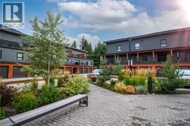 5101 - 1901 NELS NELSON CRESCENT, Revelstoke 2