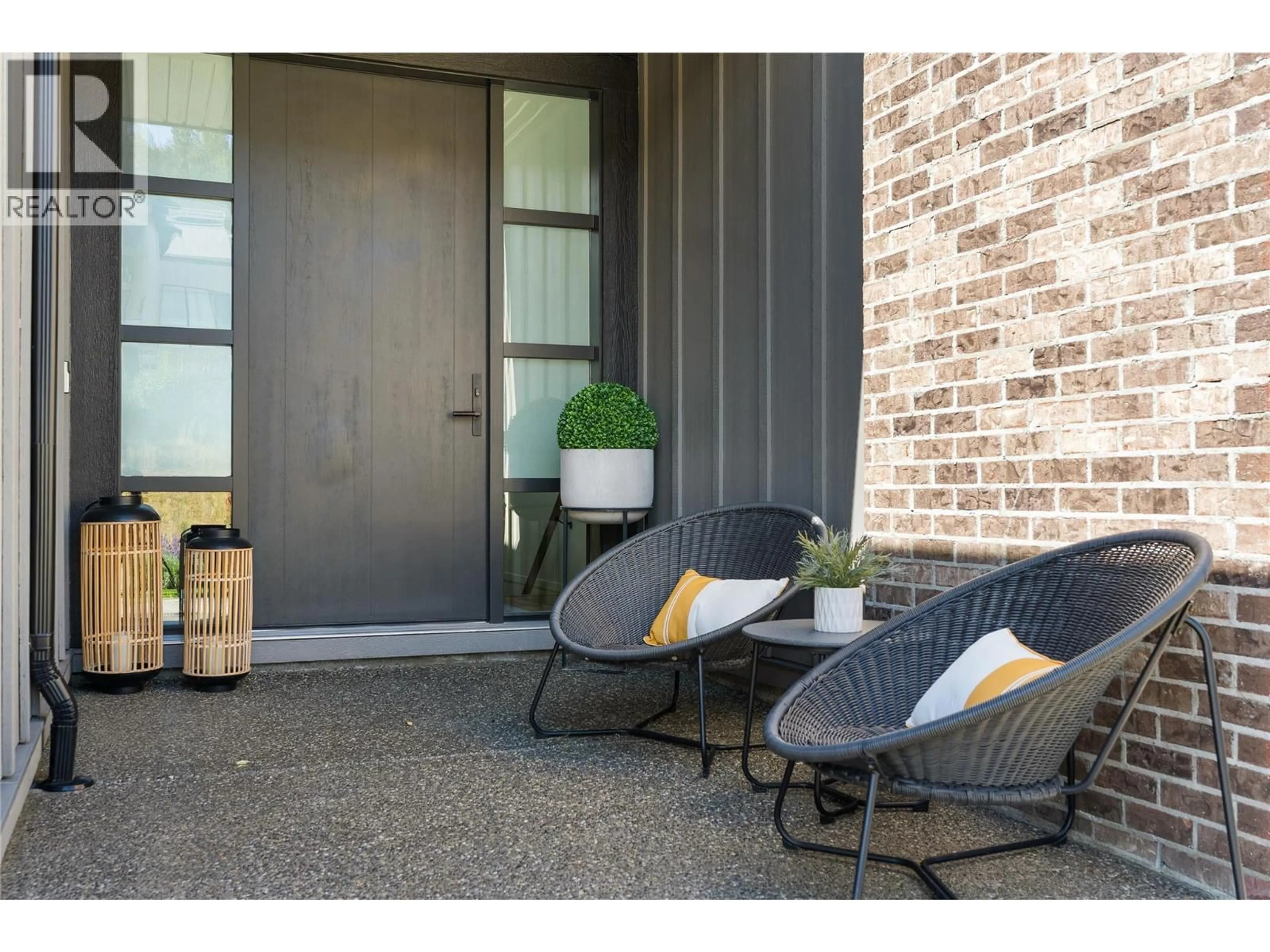 Indoor entryway for 209 ASHCROFT PLACE, Vernon British Columbia V1H2M1