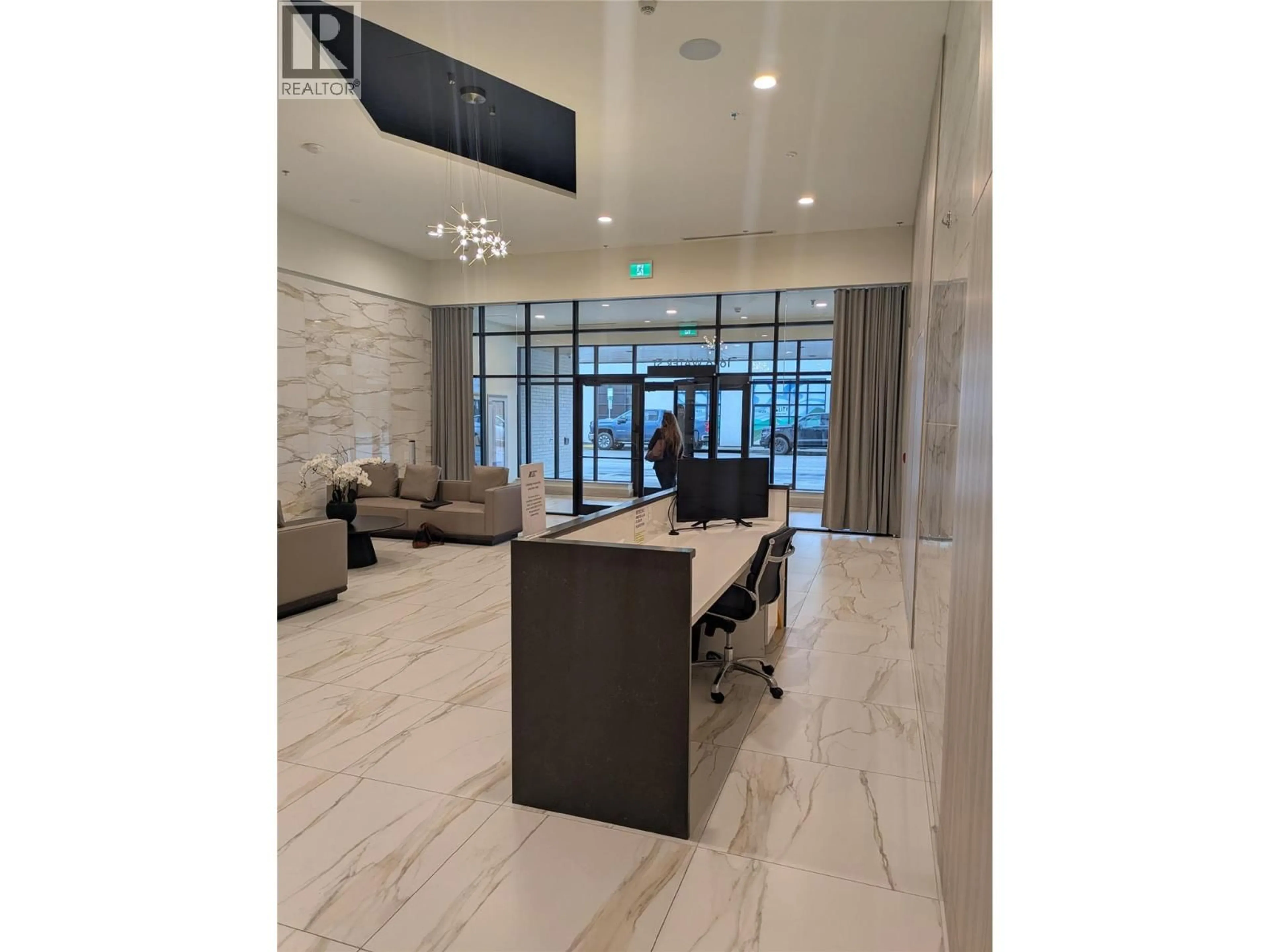 Indoor foyer for 1808 - 1626 WATER STREET, Kelowna British Columbia V1Y0N7