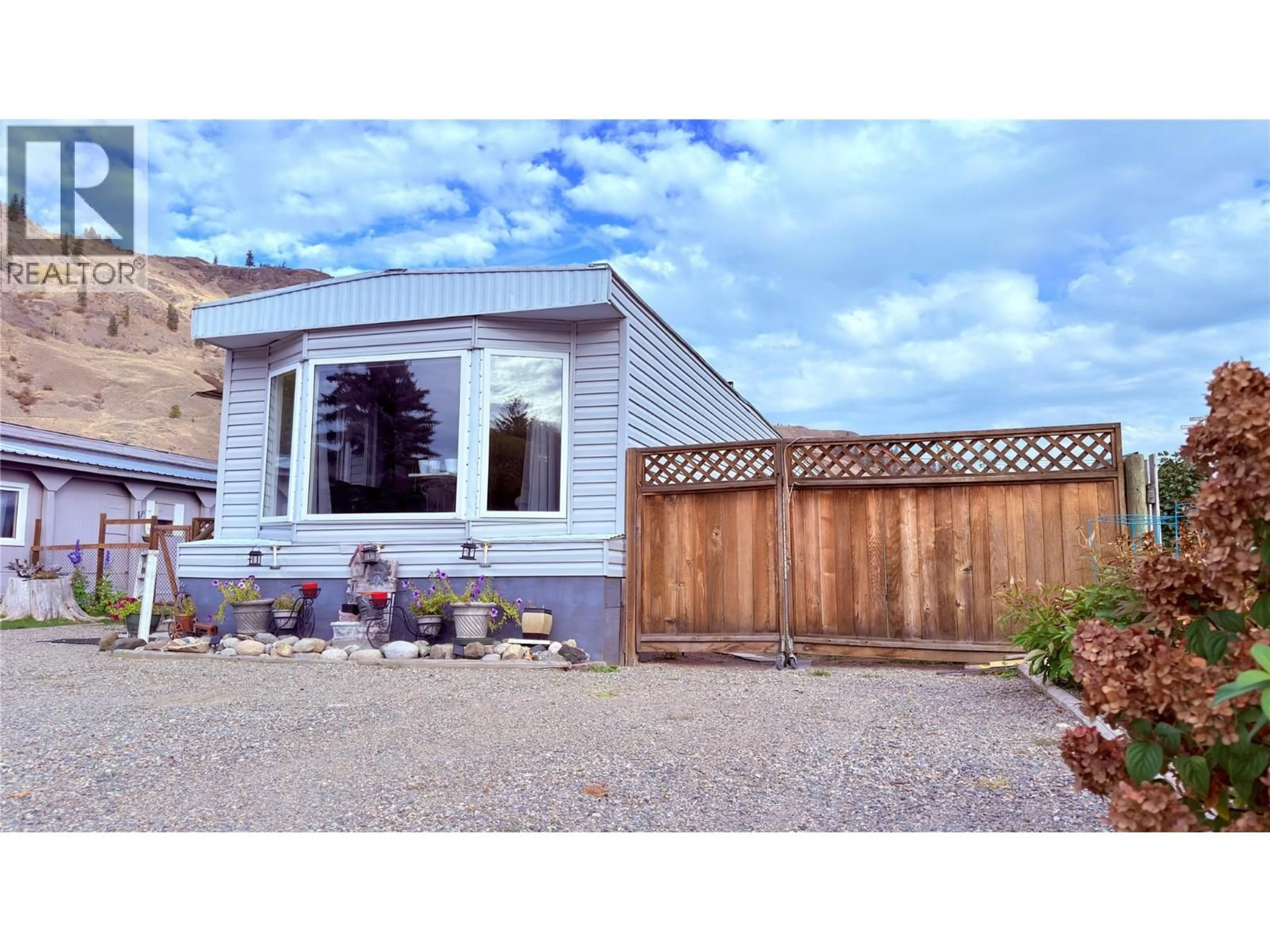 Unknown for 3 - 925 THIRTEENTH AVENUE, Midway British Columbia V0H1M0