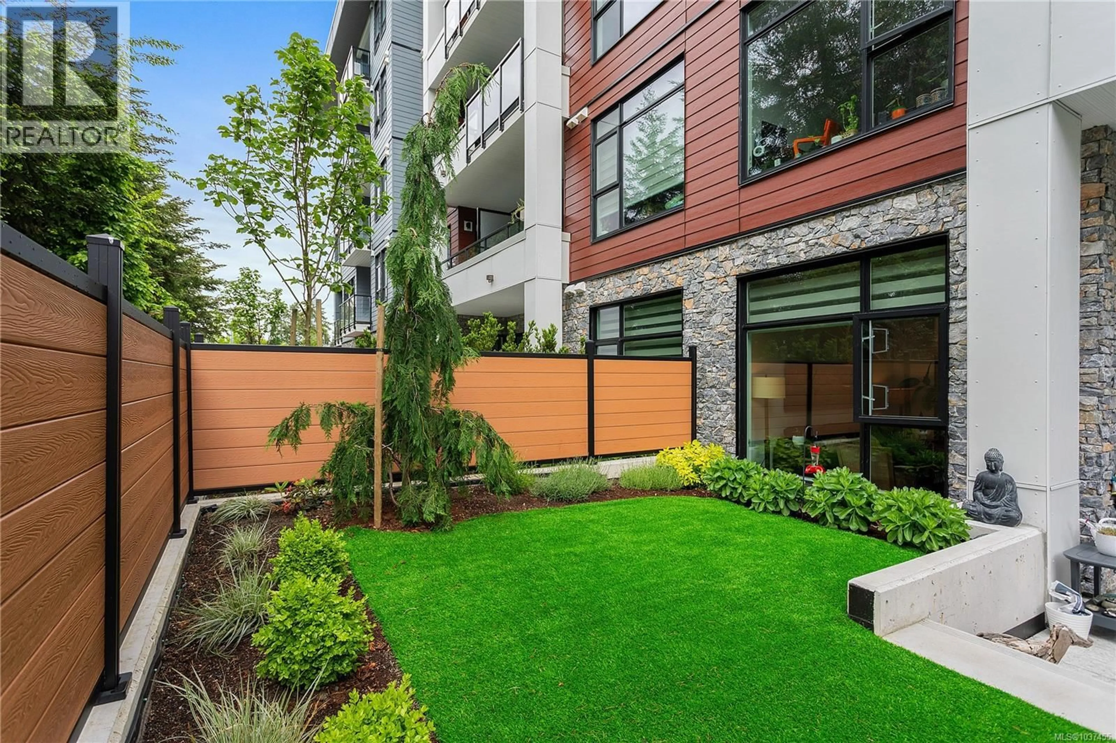 Patio, street for 112 - 6320 SENTINAL DRIVE, Nanaimo British Columbia V9V0C1