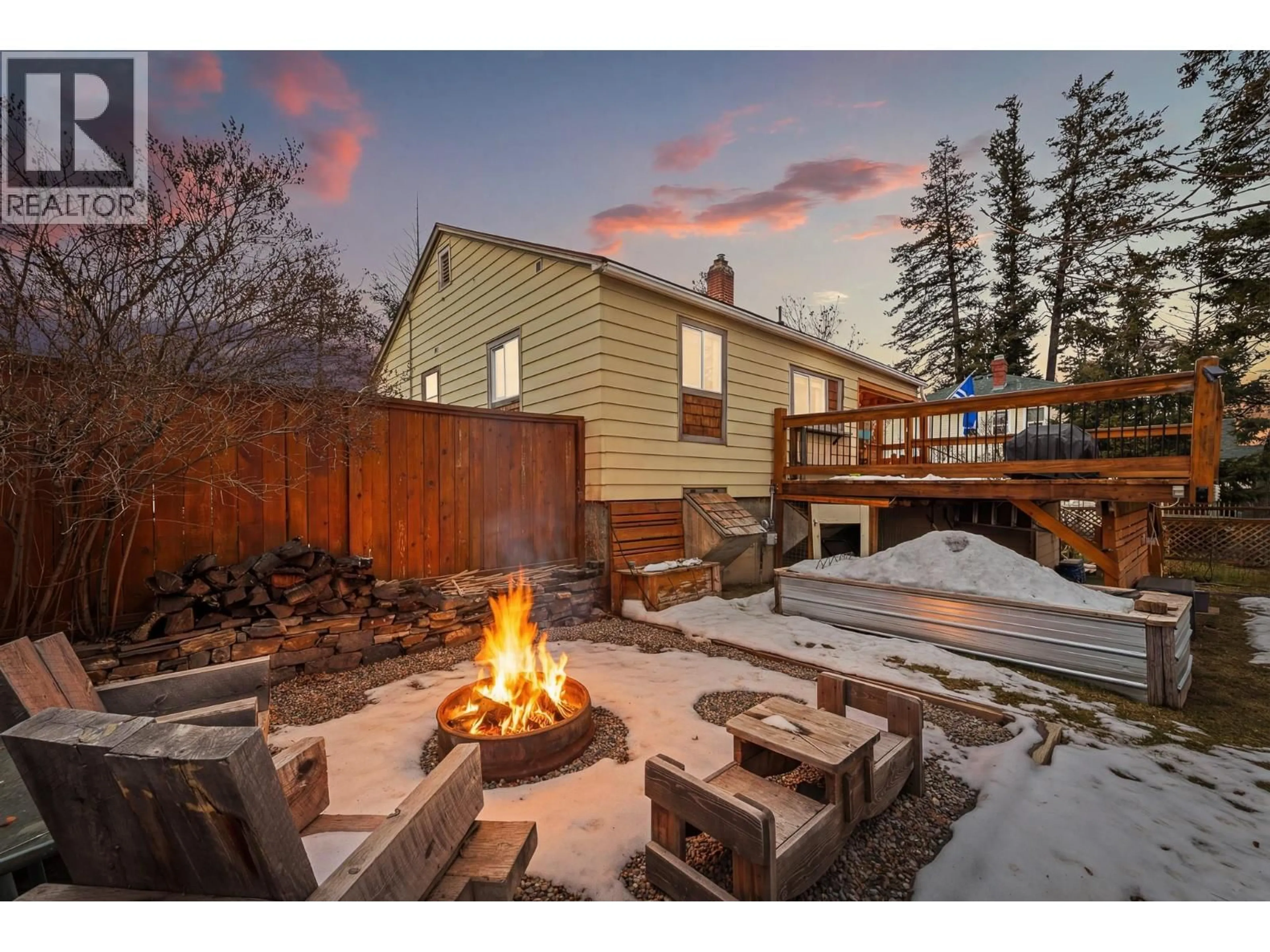 Patio, mountain view for 234 12TH AVENUE SOUTH, Cranbrook British Columbia V1C2S3