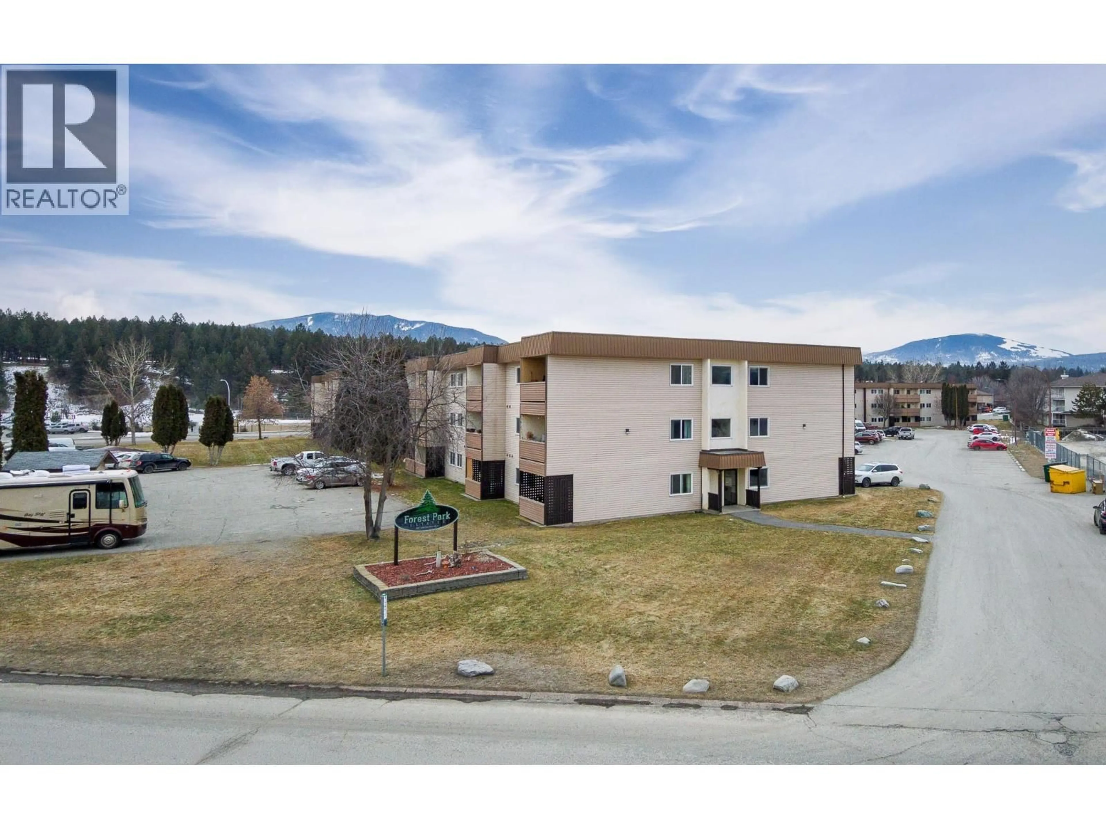 A pic from outside/outdoor area/front of a property/back of a property/a pic from drone, mountain view for 1009 - 2501 12TH STREET NORTH, Cranbrook British Columbia V1C5X3