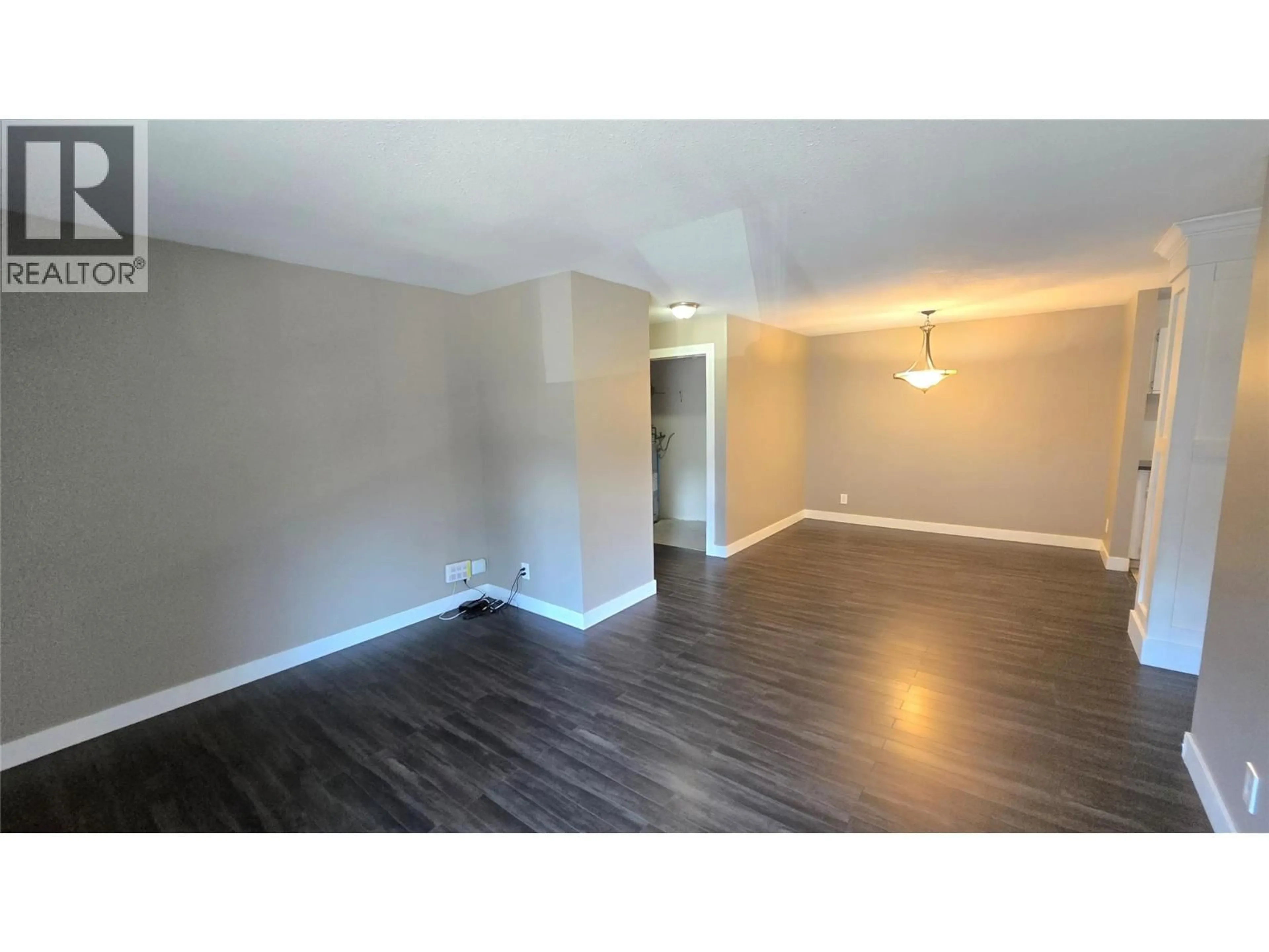 A pic of a room for 211 - 44 WHITESHIELD S CRESCENT, Kamloops British Columbia V2E2J1