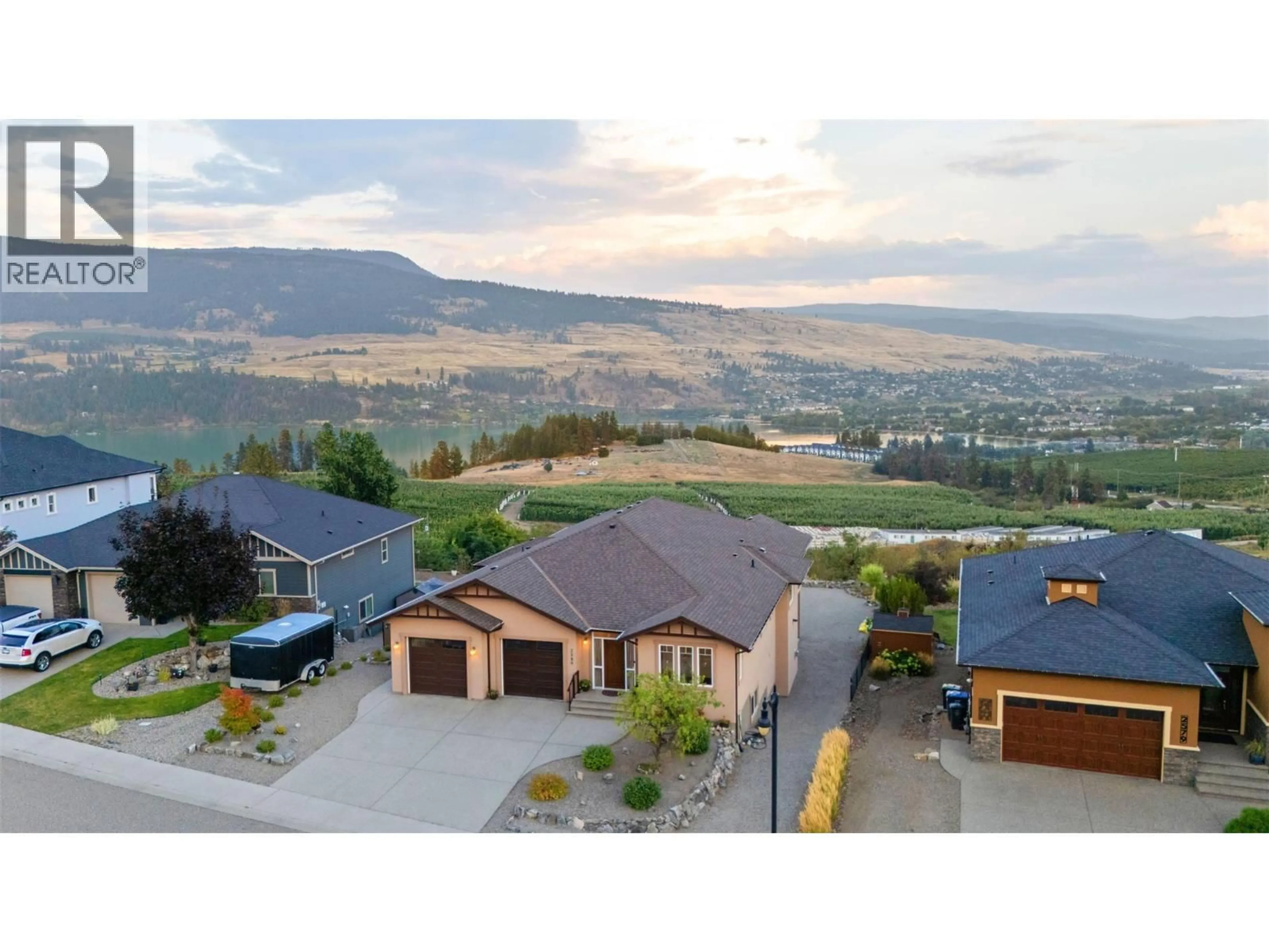 A pic from outside/outdoor area/front of a property/back of a property/a pic from drone, mountain view for 2589 SYLVIA ROAD, Lake Country British Columbia V4V2R8