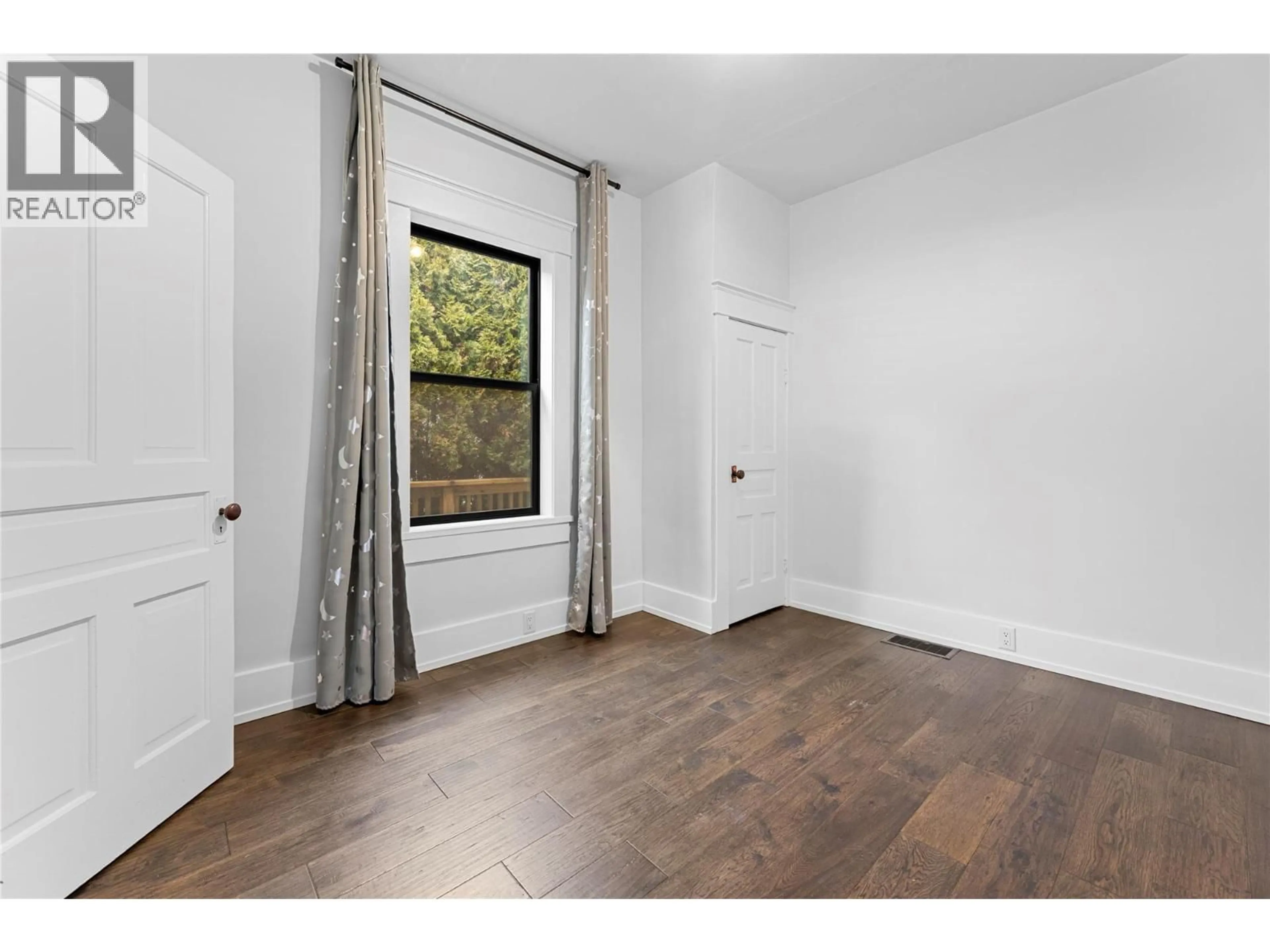 A pic of a room for 550 6 STREET, Salmon Arm British Columbia V1E4E4