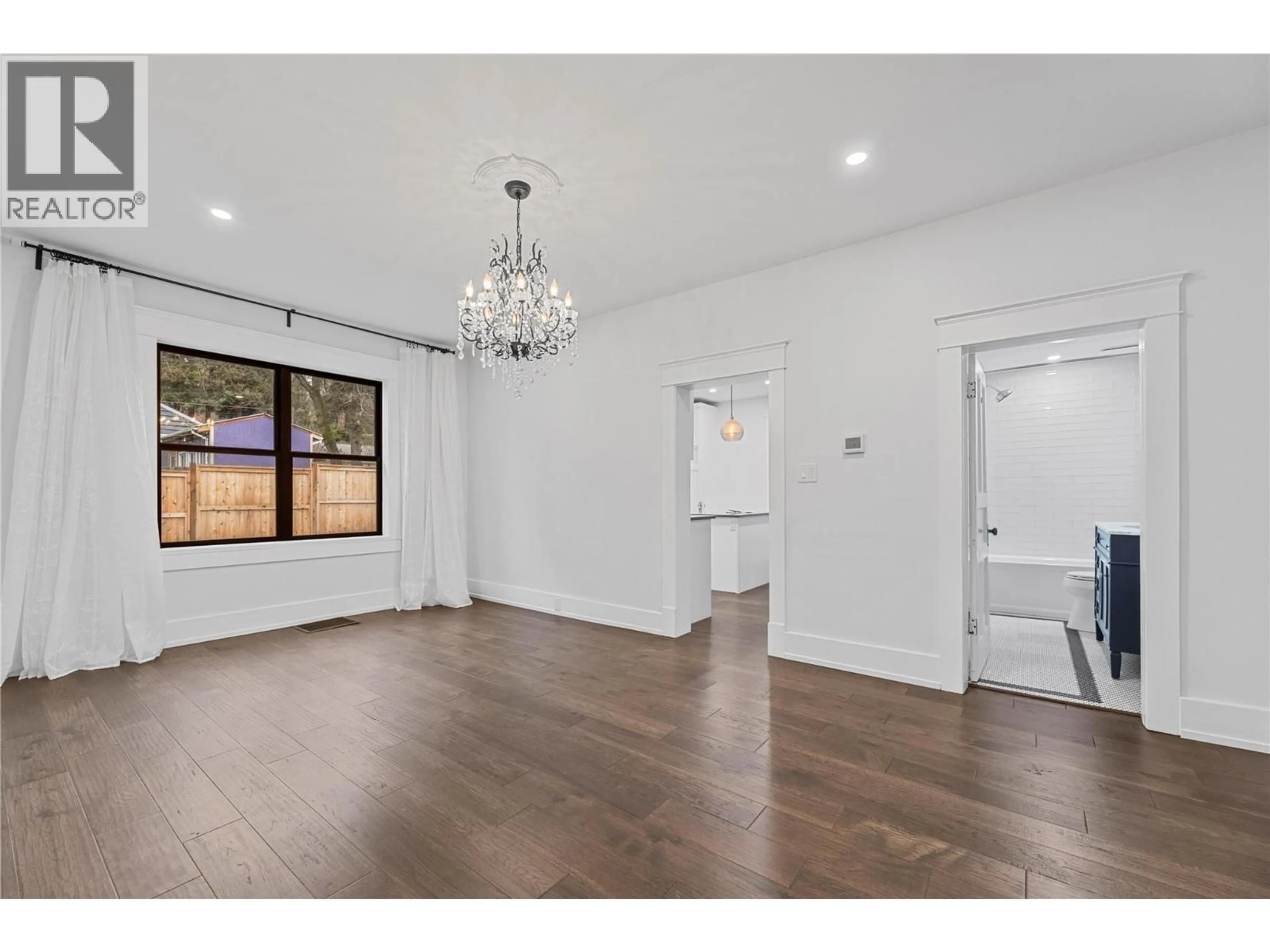 A pic of a room for 550 6 STREET, Salmon Arm British Columbia V1E4E4