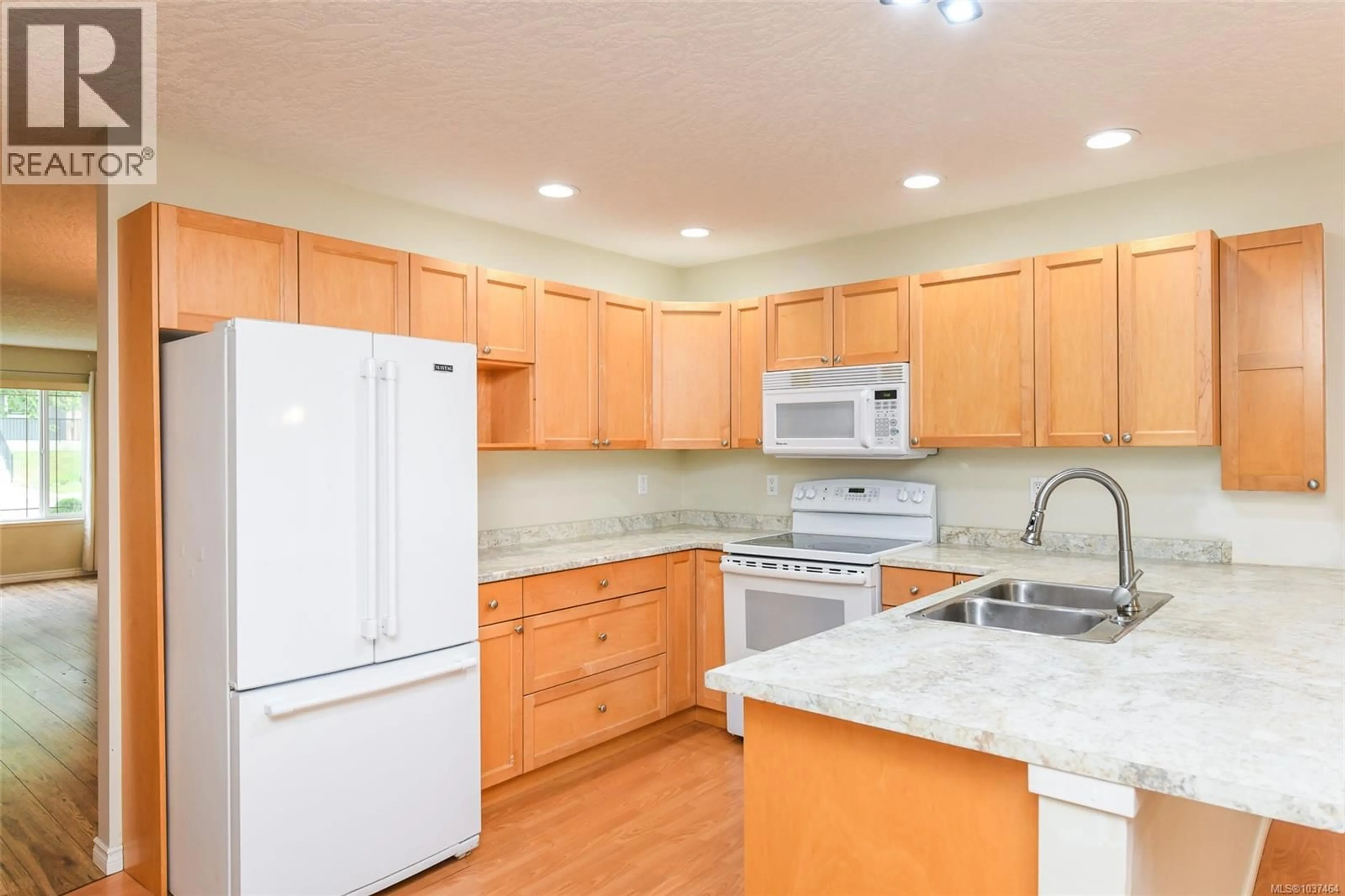 Open concept kitchen, unknown for 2261 MURRELET DRIVE, Comox British Columbia V9M4G6