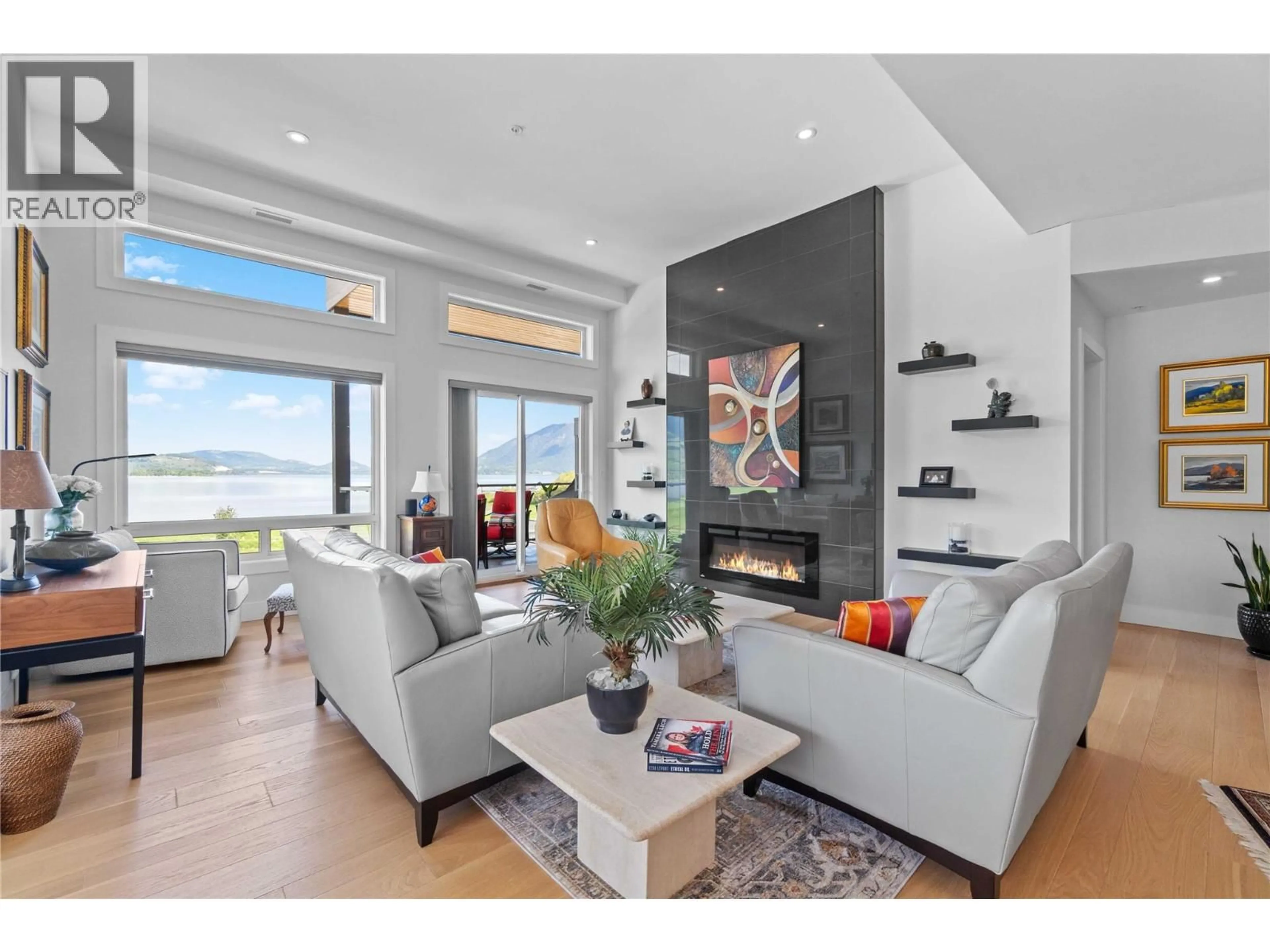 Living room with furniture, unknown for 501 - 131 HARBOURFRONT DRIVE NORTHEAST, Salmon Arm British Columbia V1E0G4