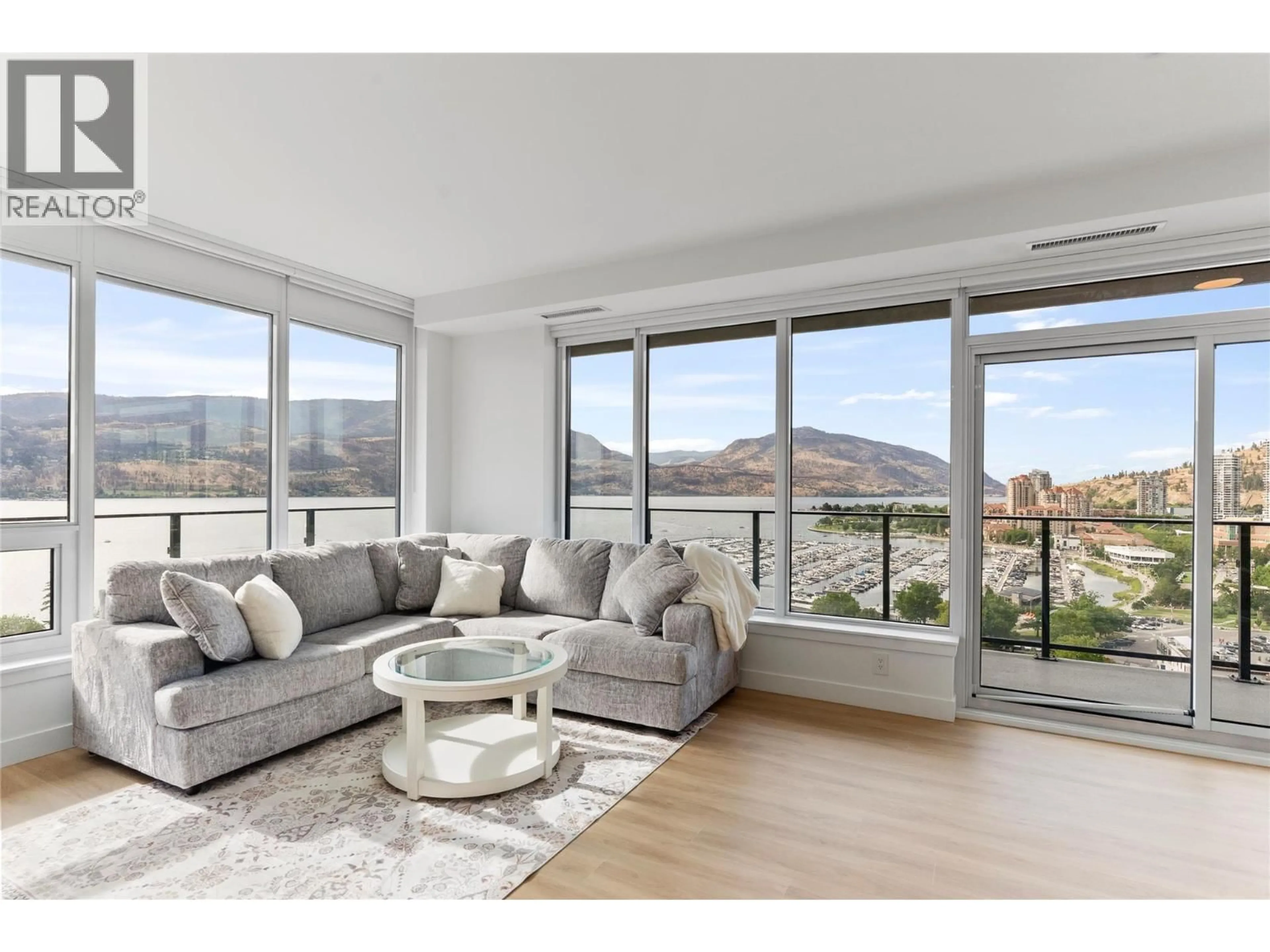 Living room with furniture, unknown for 1408 - 238 LEON AVENUE, Kelowna British Columbia V1Y0N6