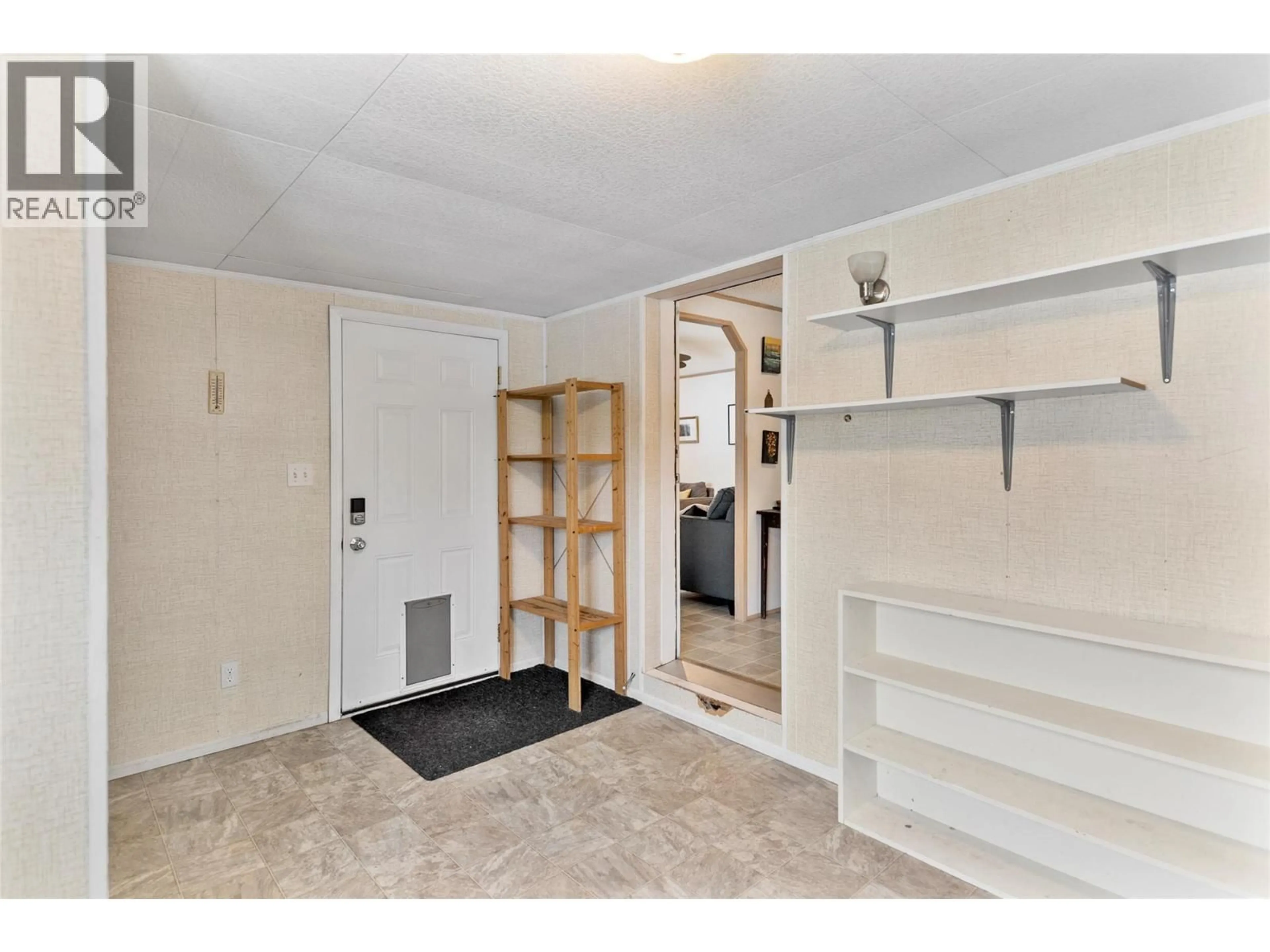 Storage room or clothes room or walk-in closet for 749 BIG EDDY ROAD, Revelstoke British Columbia V0E2S0