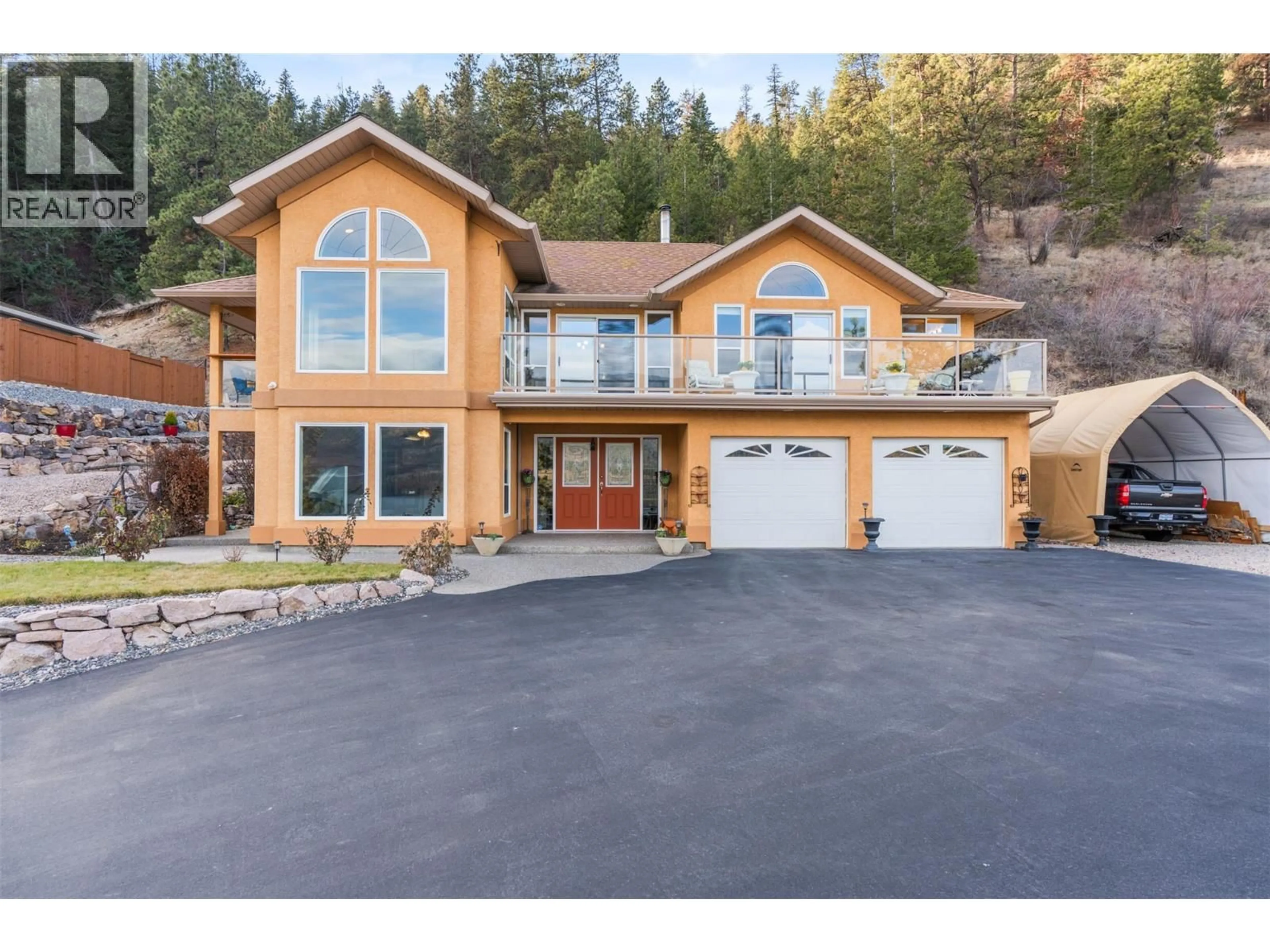 Home with vinyl exterior material, unknown for 16864 GATZKE ROAD, Lake Country British Columbia V4V2J1