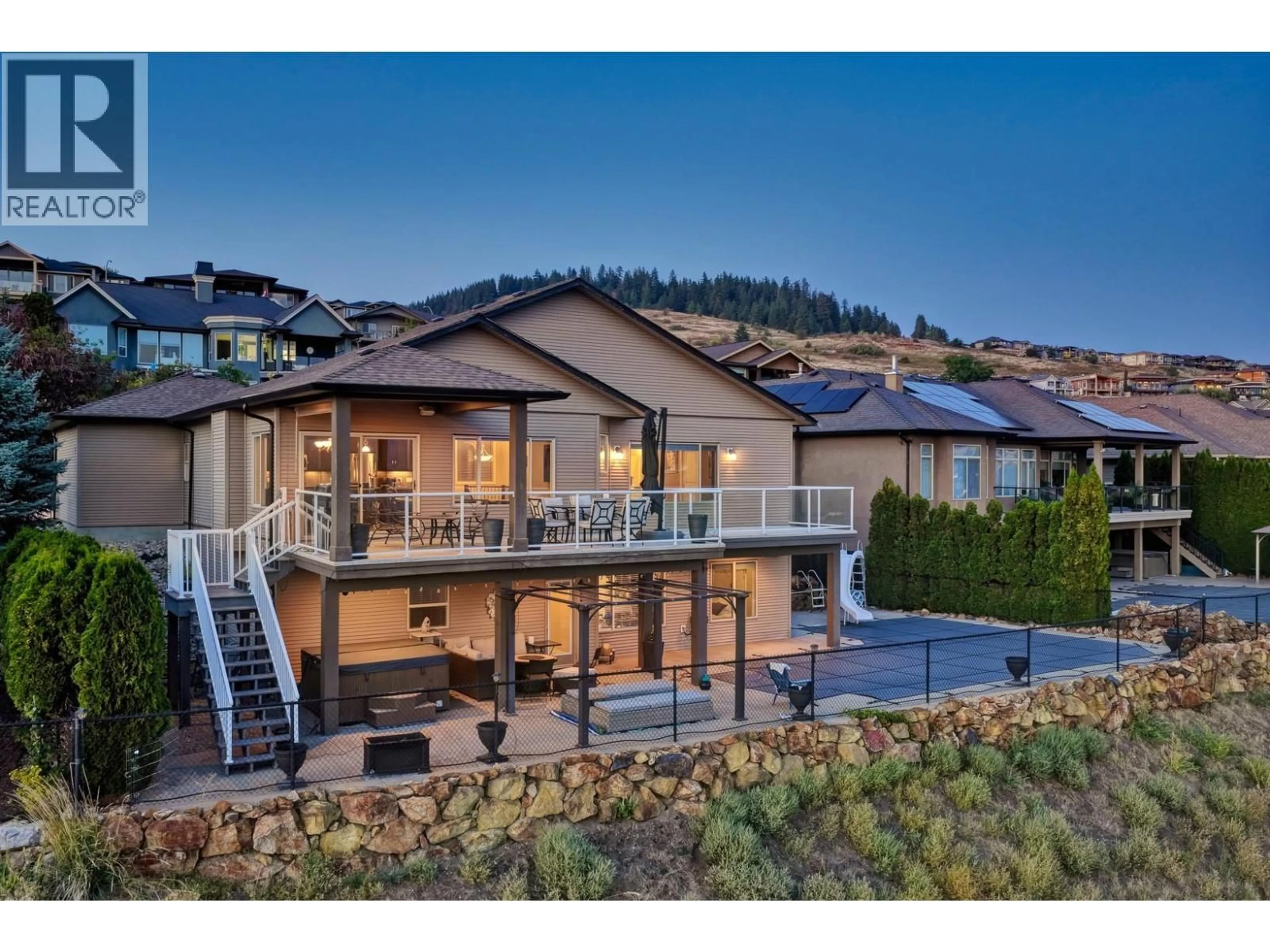 Home with vinyl exterior material, unknown for 725 HART LANE, Vernon British Columbia V1B4B2