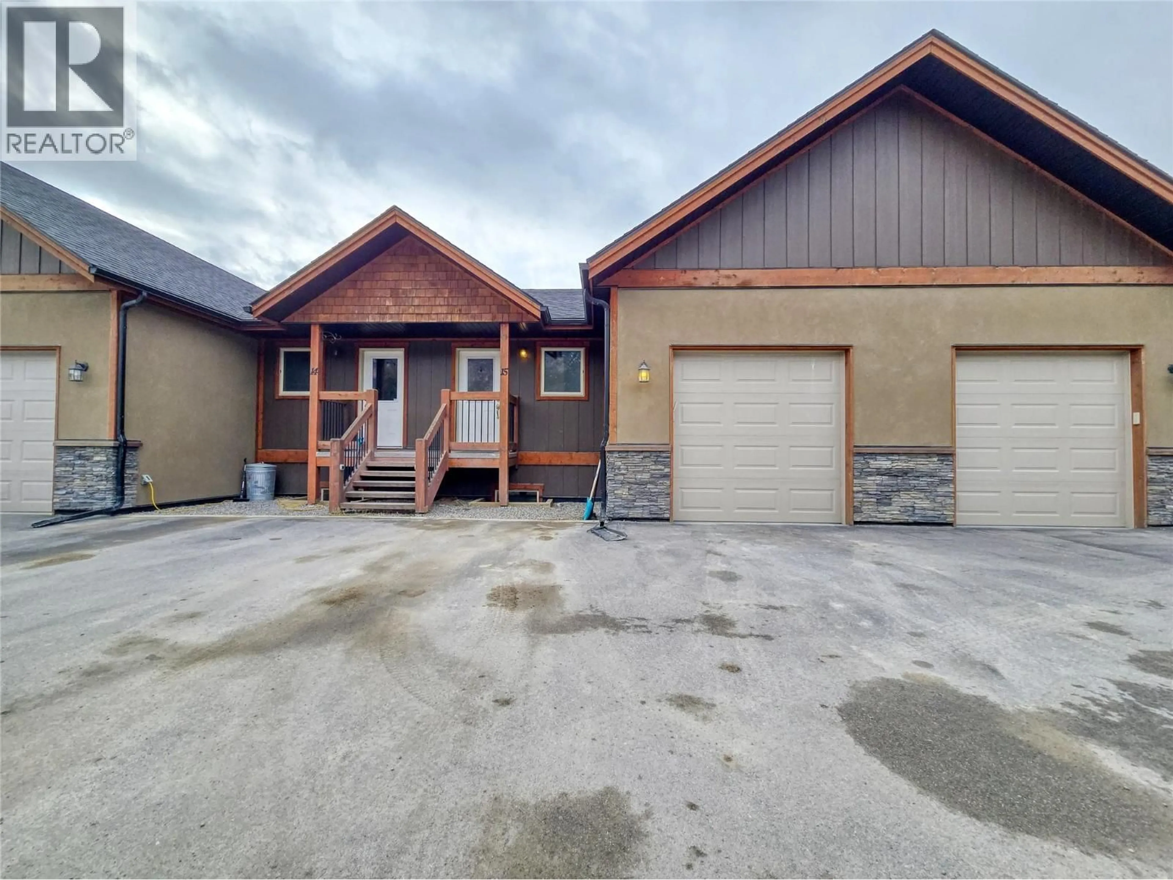 Indoor garage for 15 - 989 SWANSEA VIEW ROAD, Windermere British Columbia V0A1K3