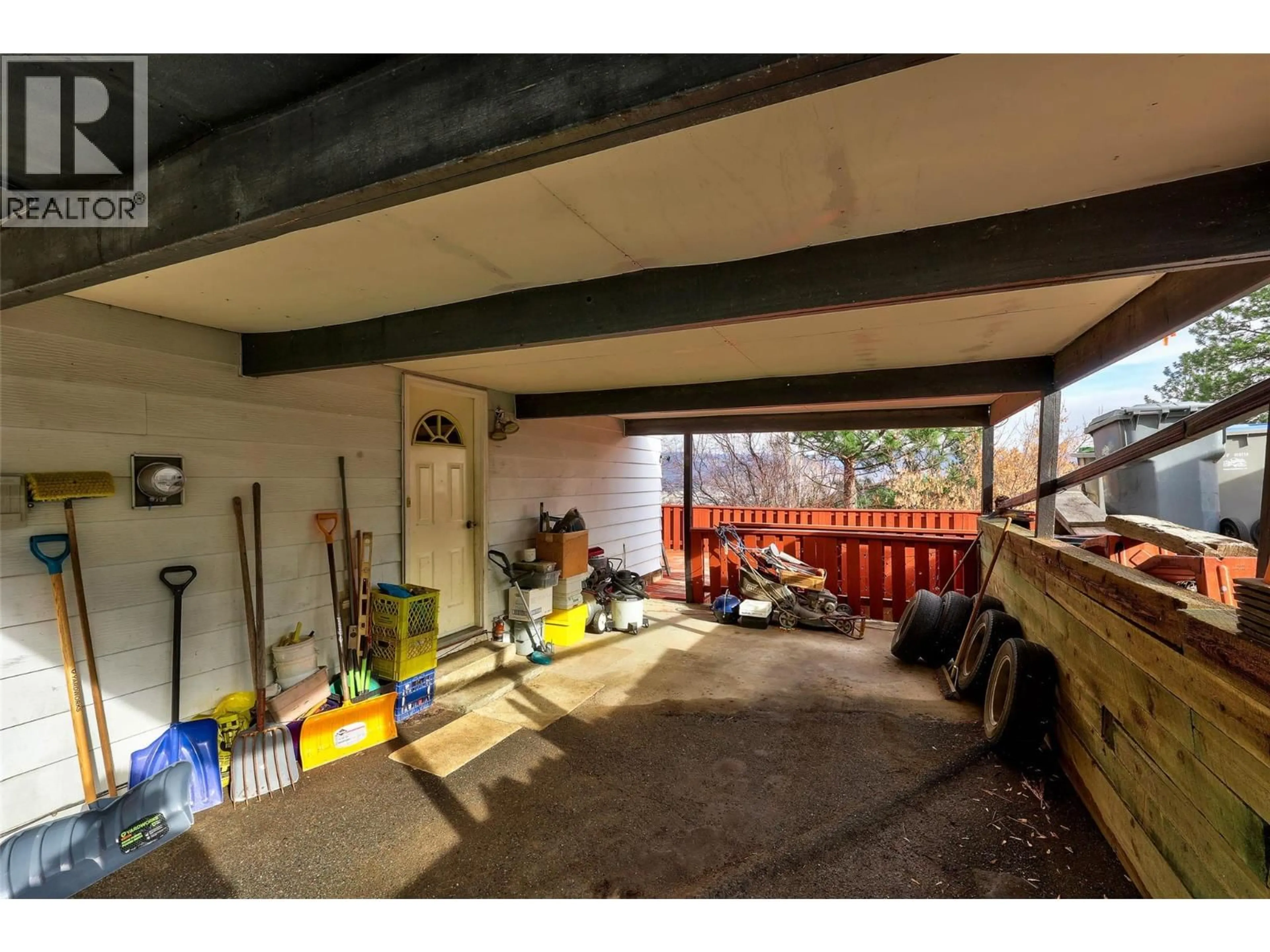 Indoor garage for 1398 CRESTWOOD DRIVE, Kamloops British Columbia V2C5H2