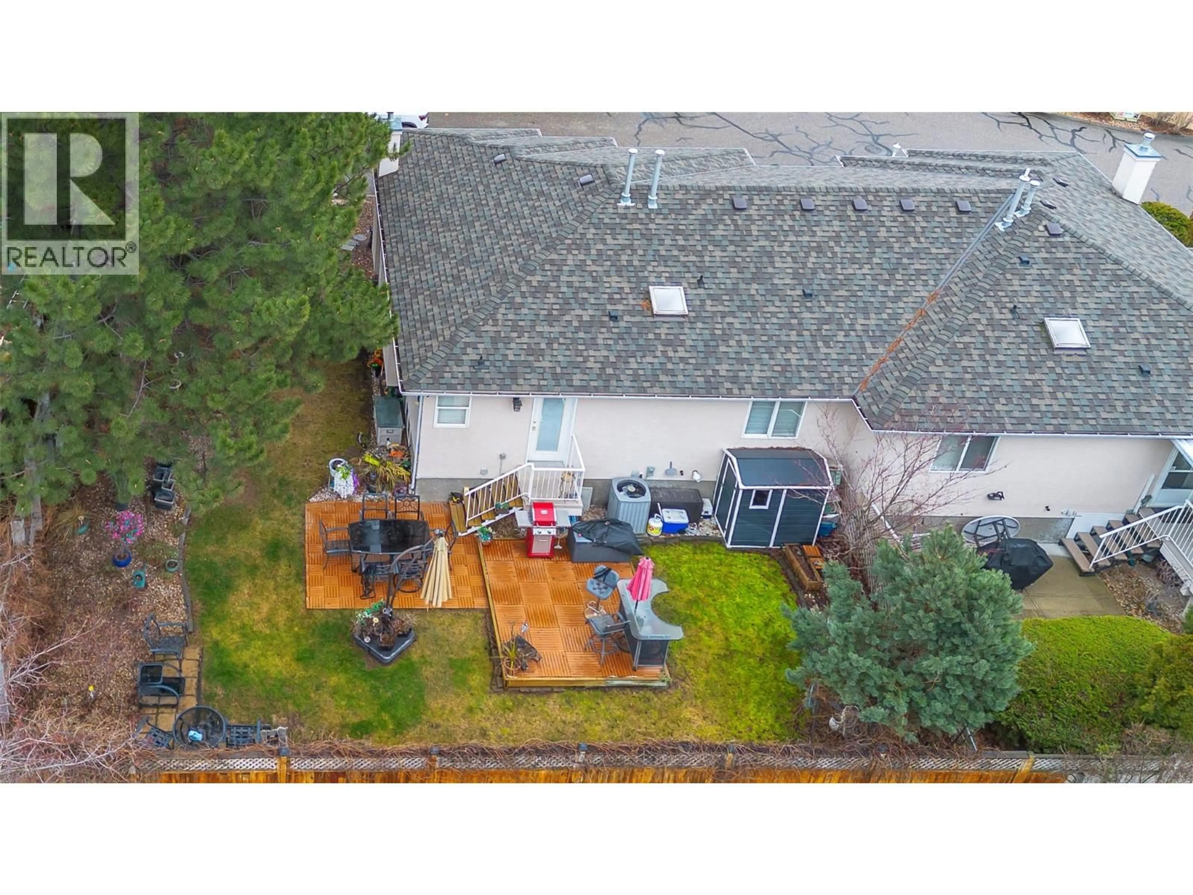 A pic from outside/outdoor area/front of a property/back of a property/a pic from drone, unknown for 15 - 5101 27TH AVENUE, Vernon British Columbia V1T6L2
