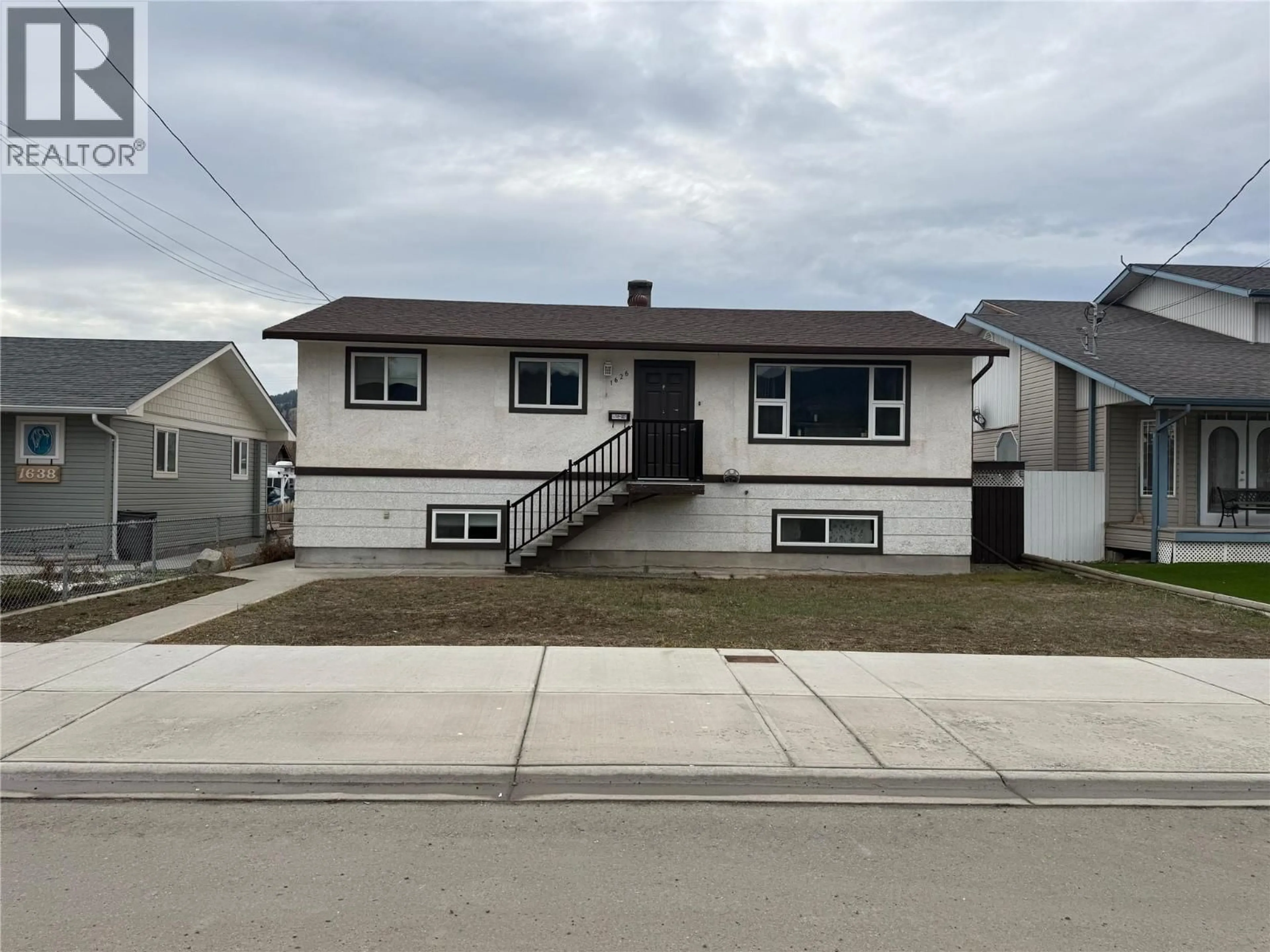 Home with vinyl exterior material, street for 1626 COLDWATER AVENUE, Merritt British Columbia V0K2B0